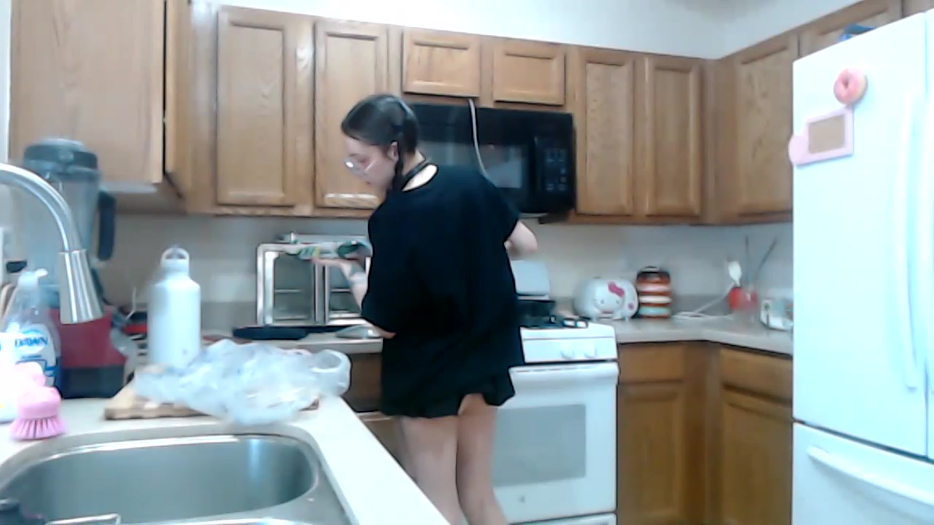 Gallery image thumbnail from Lunackitsuen's myfreecams stream on, 05/04/2023, 11:17 image 1 of 20