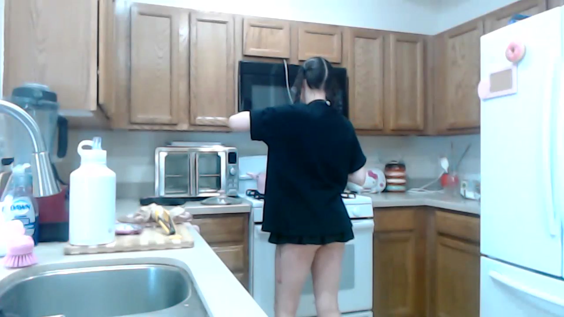 Gallery image thumbnail from Lunackitsuen's myfreecams stream on, 05/04/2023, 12:19 image 2 of 20