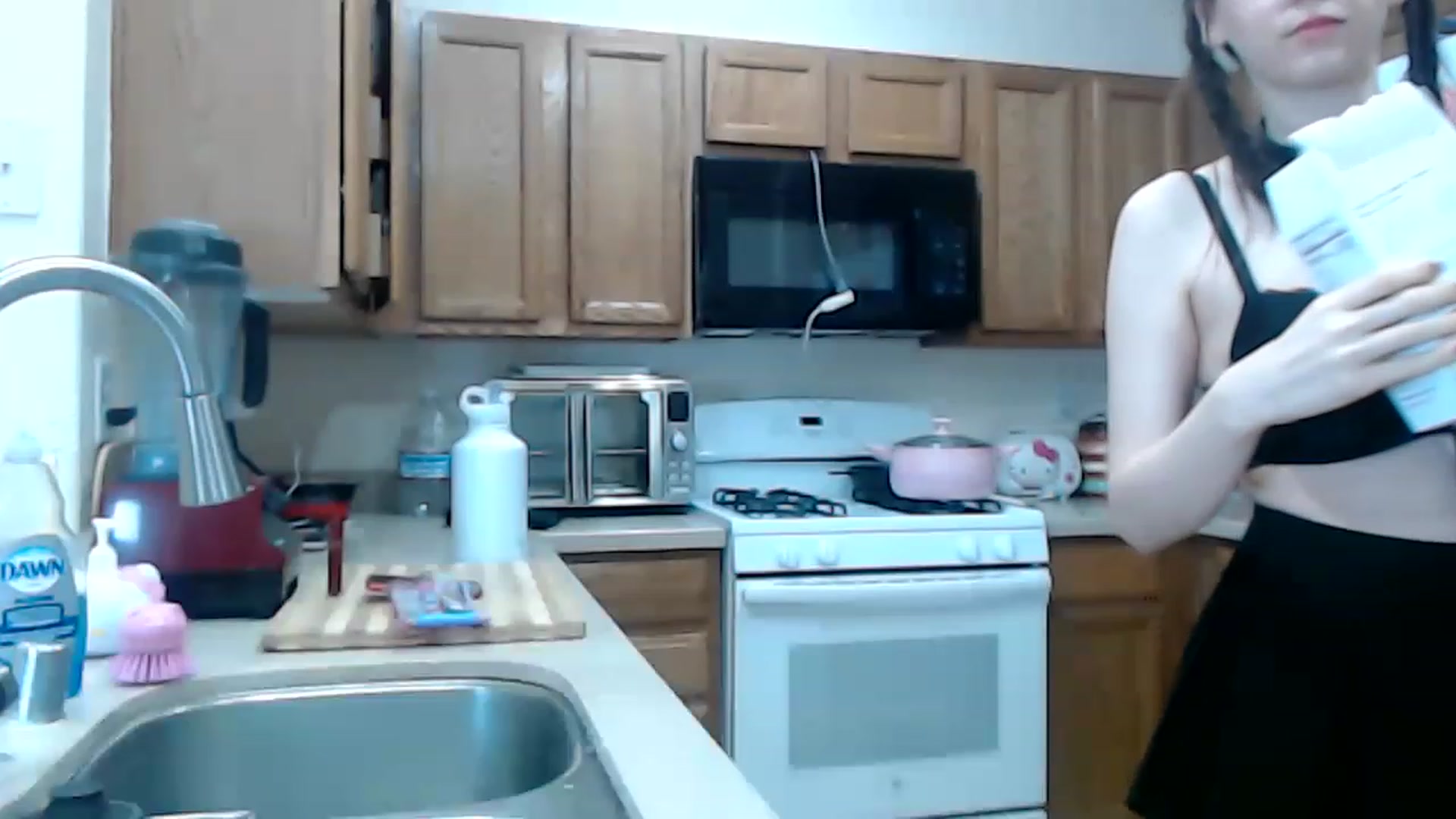 Gallery image thumbnail from Lunackitsuen's myfreecams stream on, 05/04/2023, 13:38 image 20 of 20