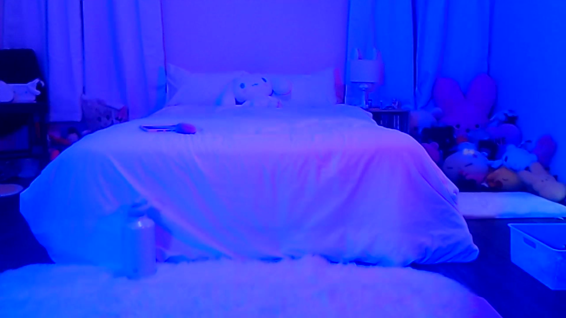 Gallery image thumbnail from Lunackitsuen's myfreecams stream on, 05/18/2023, 07:37 image 13 of 20