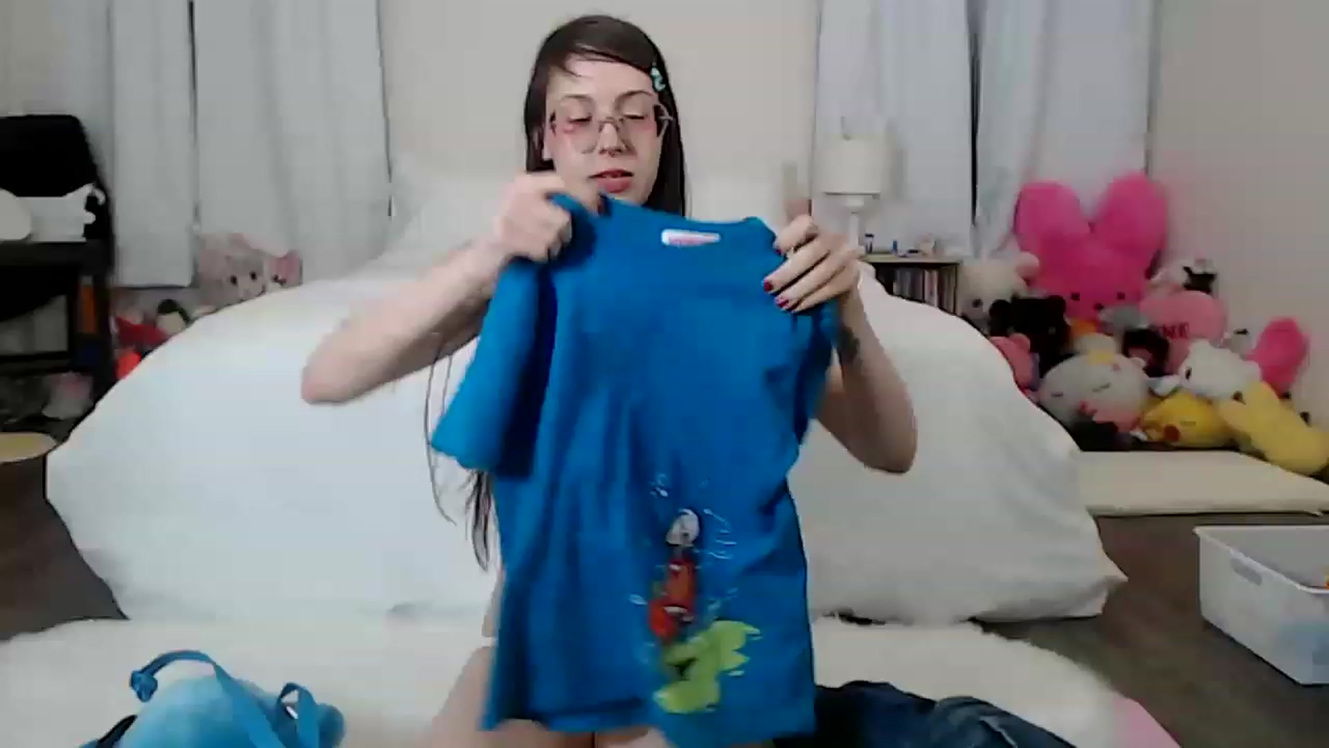 Gallery image thumbnail from Lunackitsuen's myfreecams stream on, 05/18/2023, 07:37 image 20 of 20