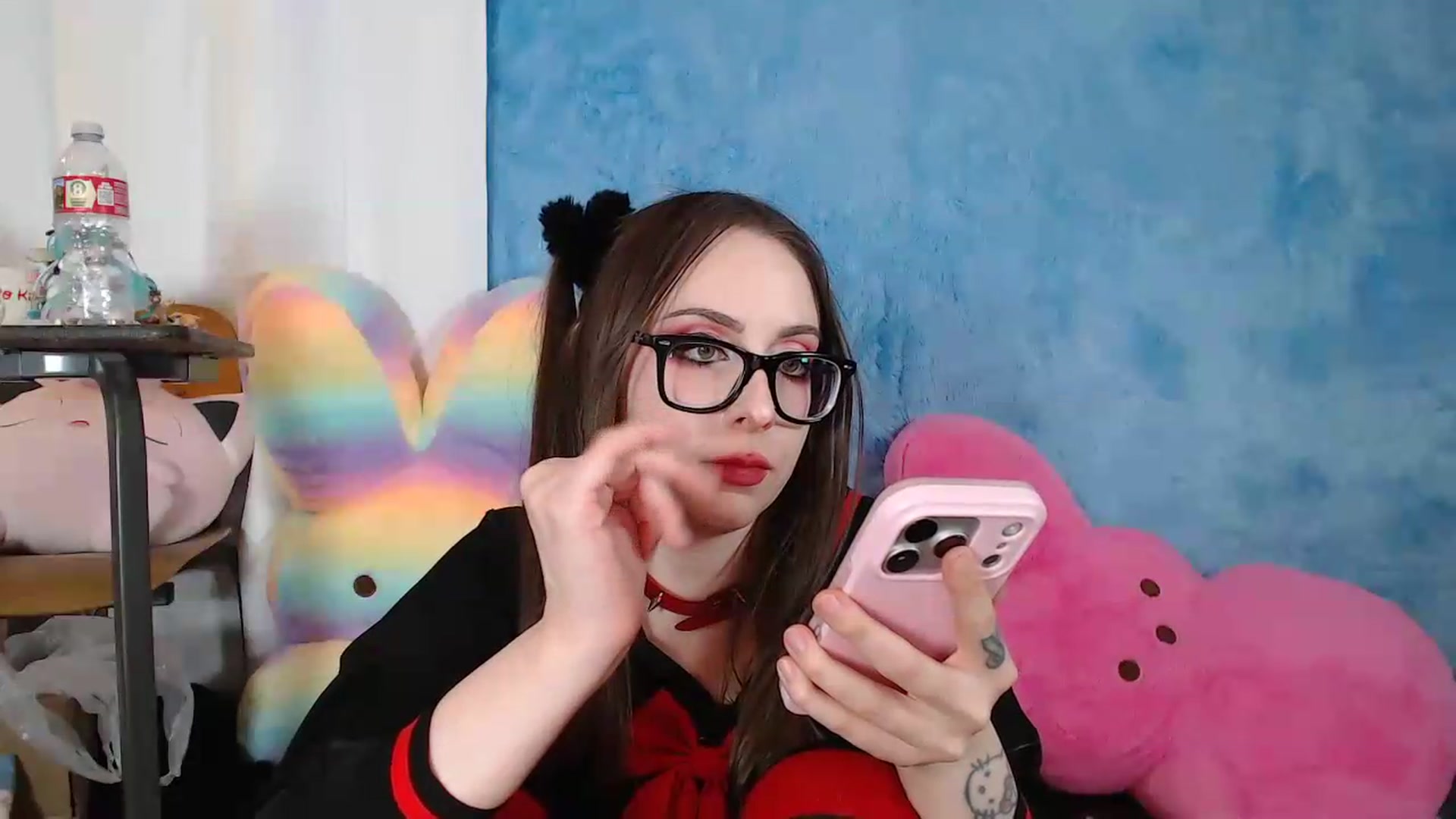 Gallery image thumbnail from Lunackitsuen's myfreecams stream on, 08/29/2026, 10:11 image 8 of 20