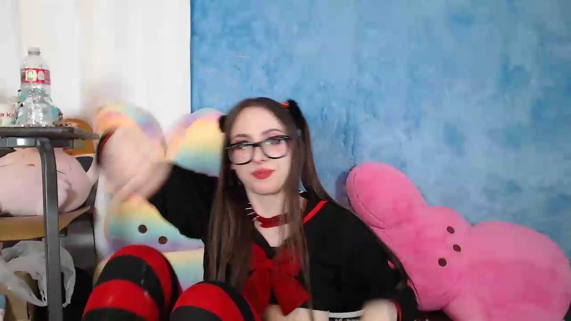Gallery image thumbnail from Lunackitsuen's myfreecams stream on, 08/29/2026, 10:11 image 12 of 20