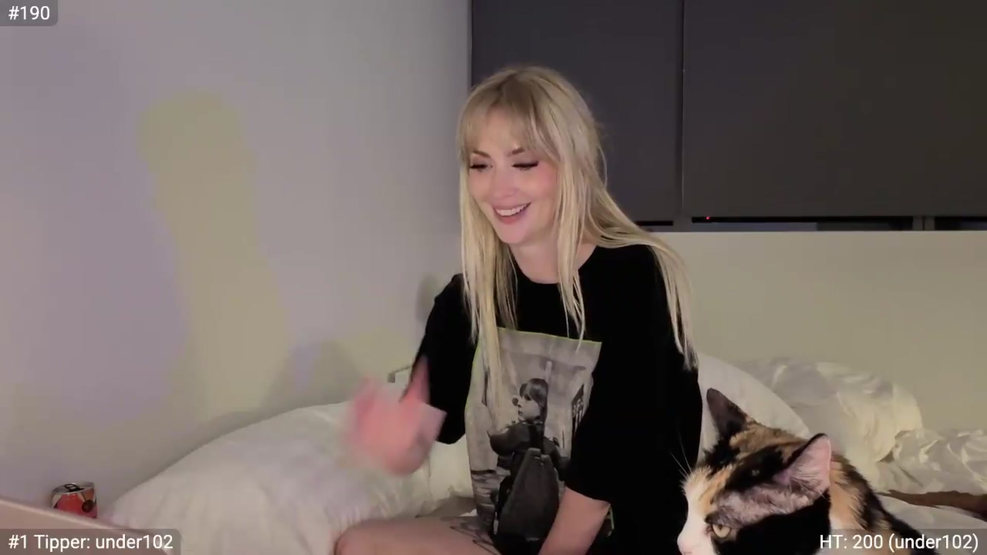 Gallery image thumbnail from Lunafayexo's myfreecams stream on, 05/10/2026, 06:32 image 4 of 20