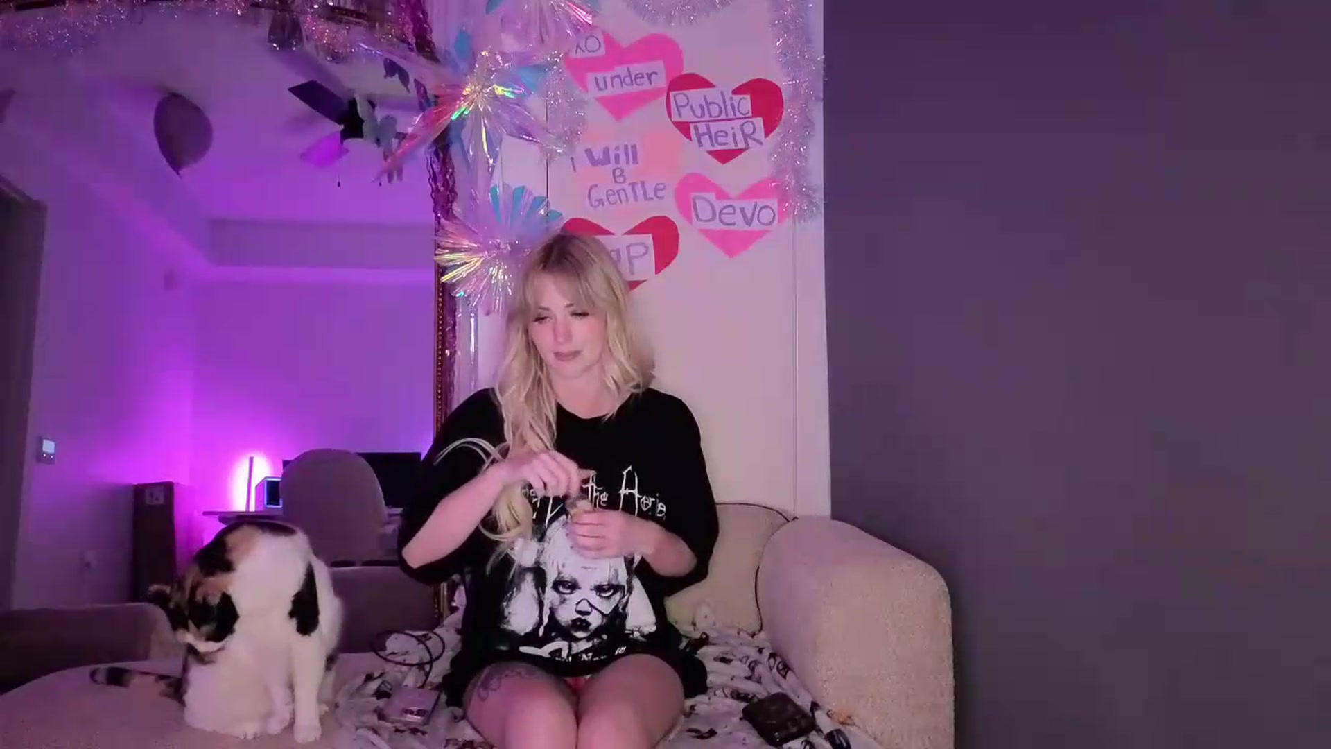 Gallery image thumbnail from Lunafayexo's myfreecams stream on, 06/24/2026, 03:11 image 4 of 20