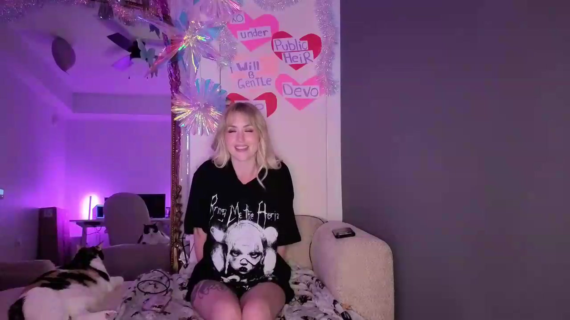 Gallery image thumbnail from Lunafayexo's myfreecams stream on, 06/24/2026, 03:11 image 15 of 20