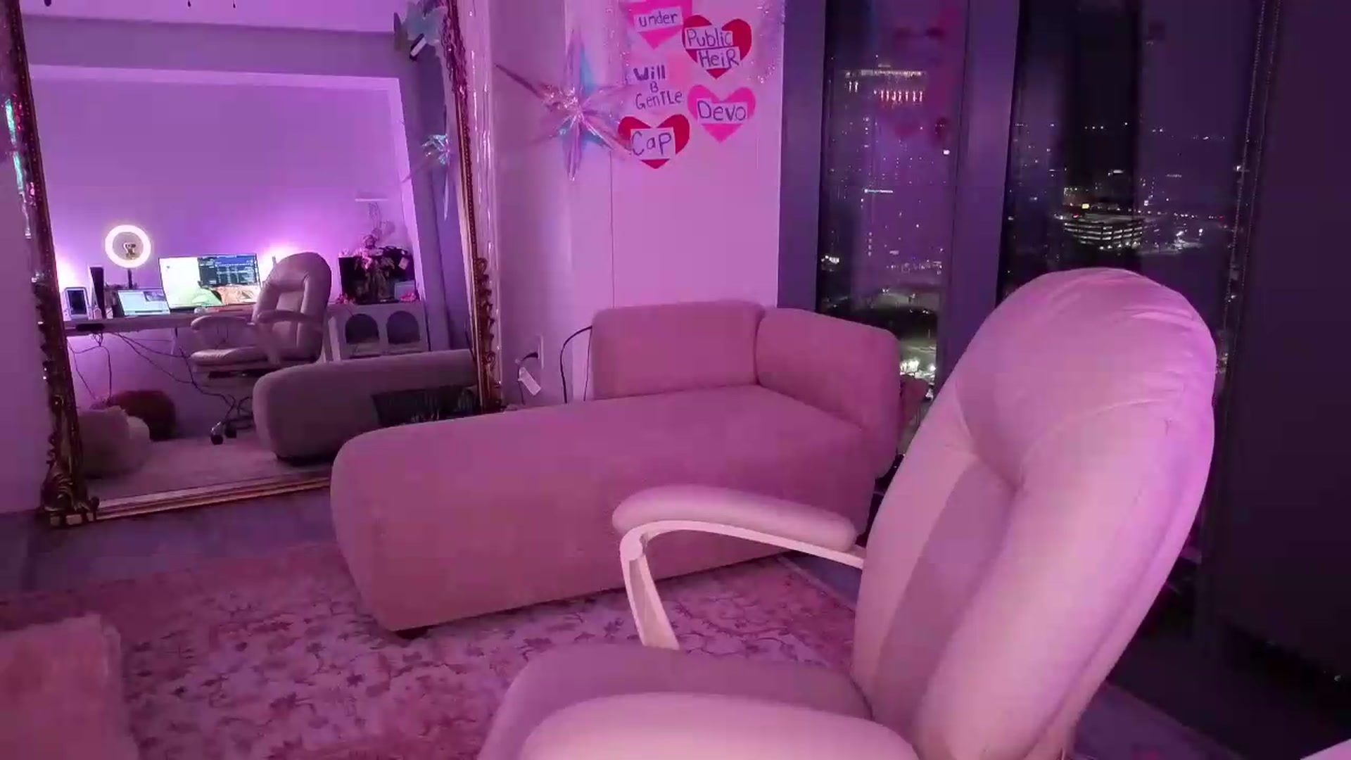 Gallery image thumbnail from Lunafayexo's myfreecams stream on, 06/26/2026, 03:26 image 6 of 20