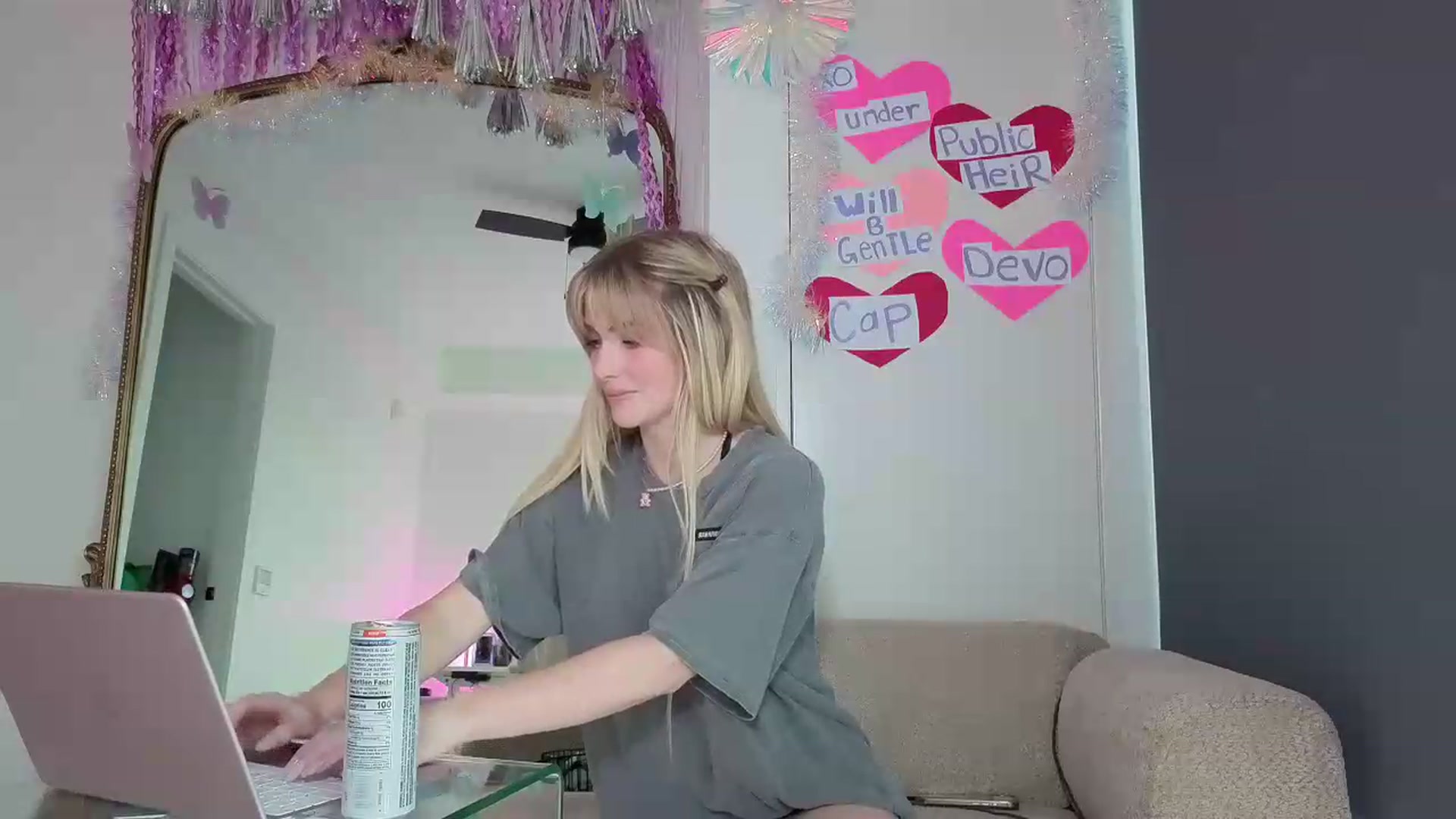 Gallery image thumbnail from Lunafayexo's myfreecams stream on, 07/07/2026, 02:28 image 3 of 20