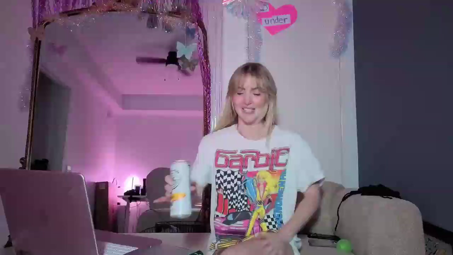 Gallery image thumbnail from Lunafayexo's myfreecams stream on, 07/08/2026, 04:27 image 1 of 20