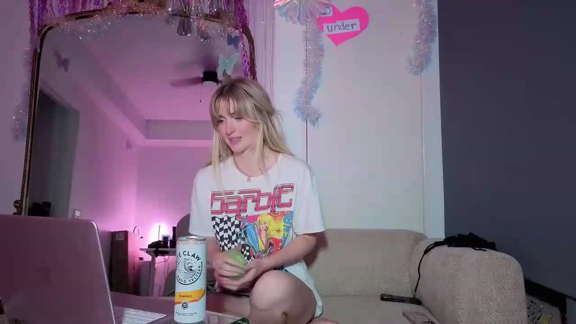 Gallery image thumbnail from Lunafayexo's myfreecams stream on, 07/08/2026, 04:27 image 6 of 20