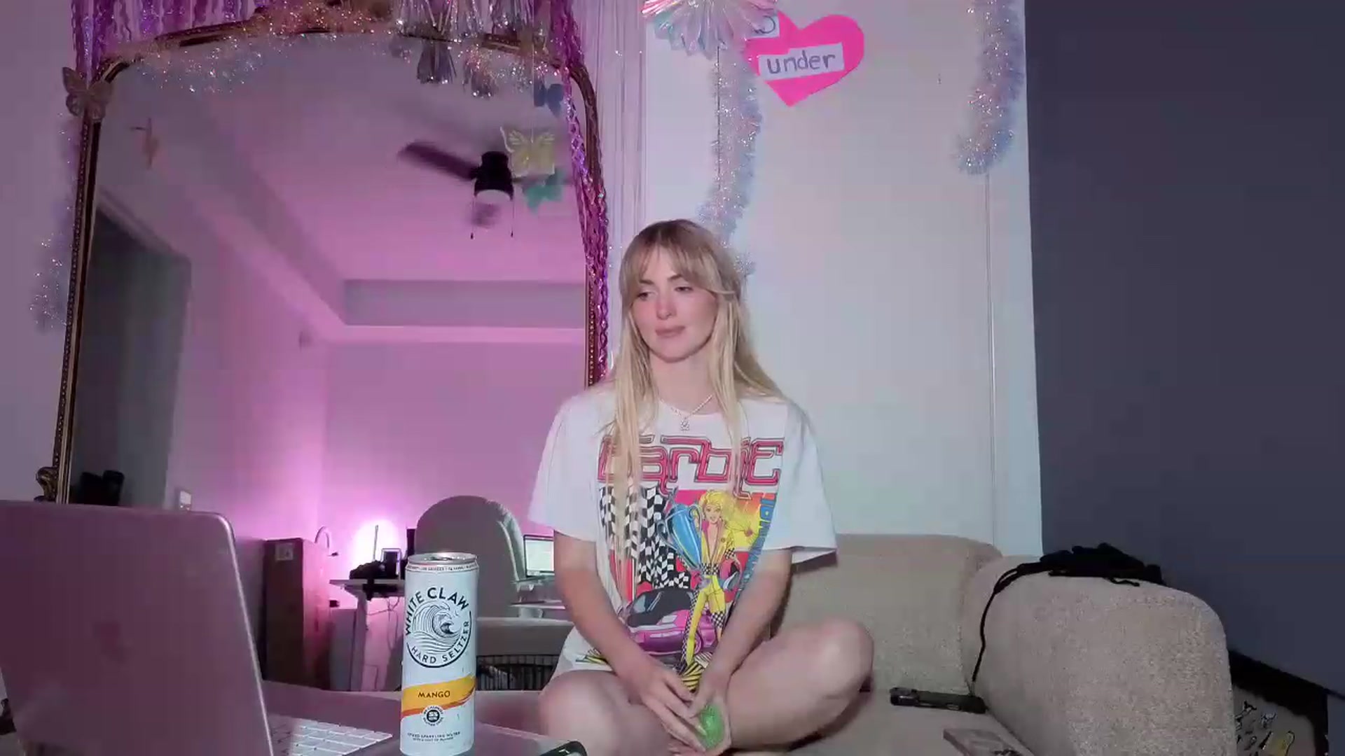 Gallery image thumbnail from Lunafayexo's myfreecams stream on, 07/08/2026, 04:27 image 5 of 20