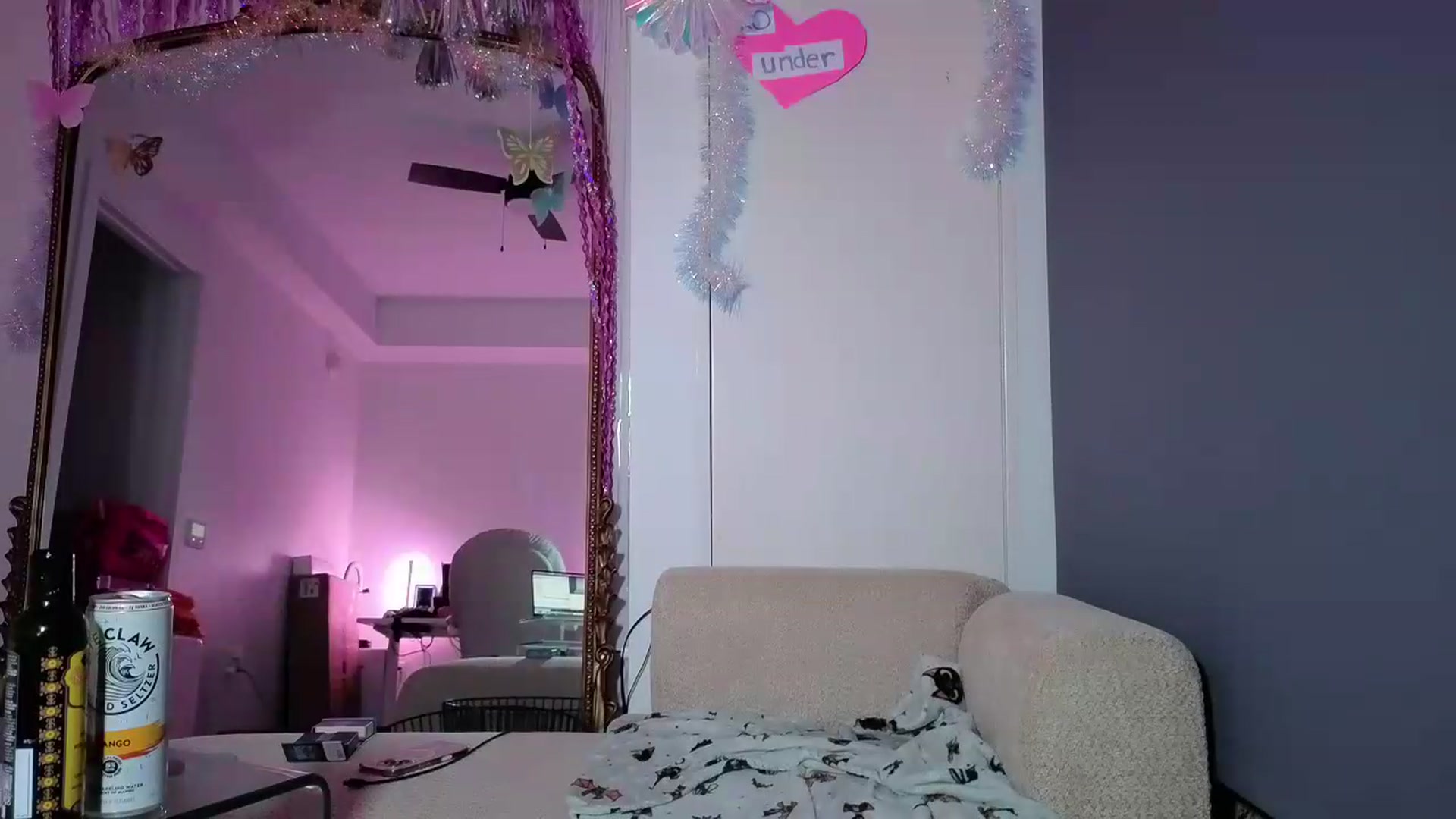Gallery image thumbnail from Lunafayexo's myfreecams stream on, 07/09/2026, 03:24 image 17 of 20