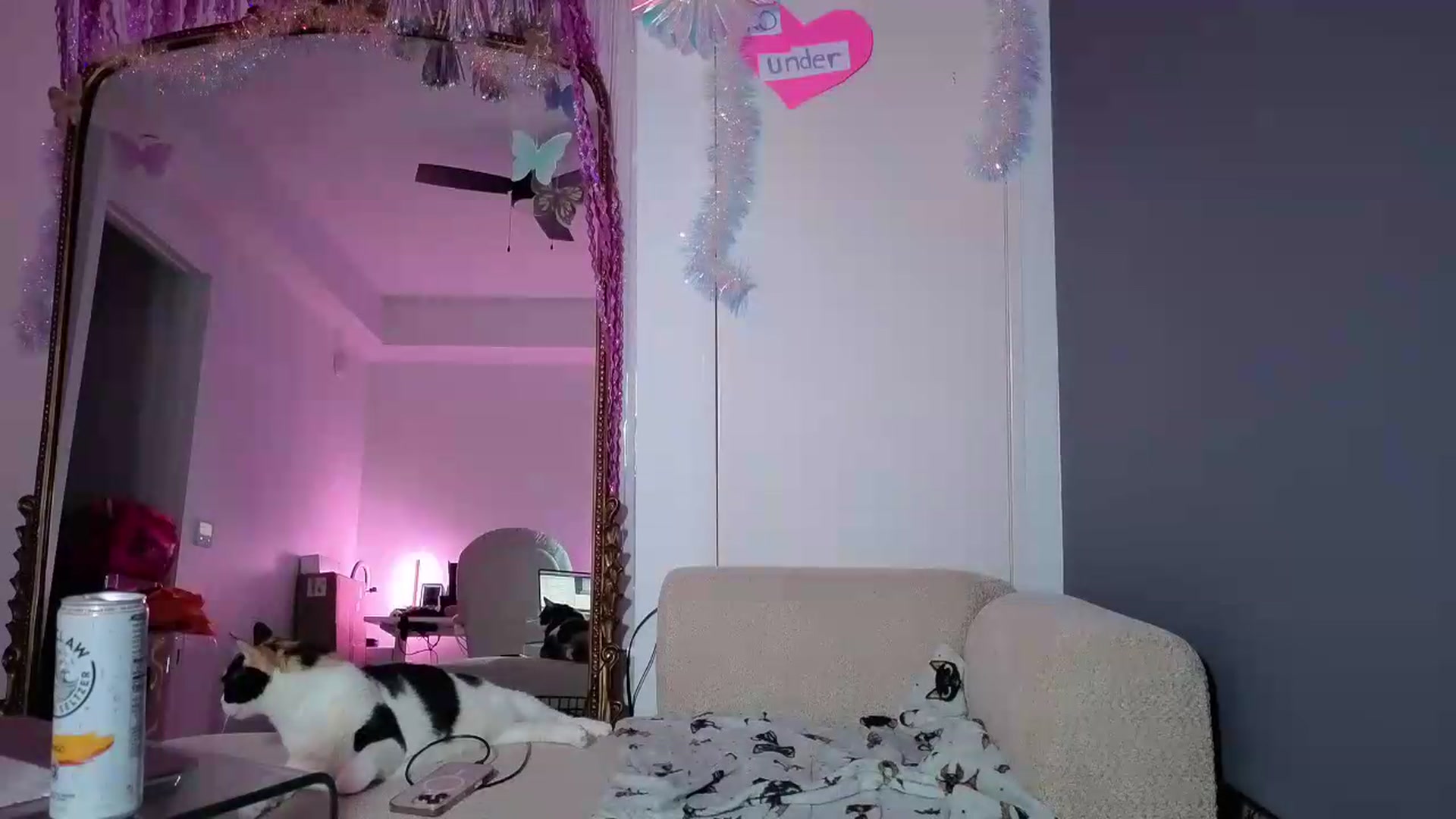 Gallery image thumbnail from Lunafayexo's myfreecams stream on, 07/09/2026, 03:24 image 7 of 20