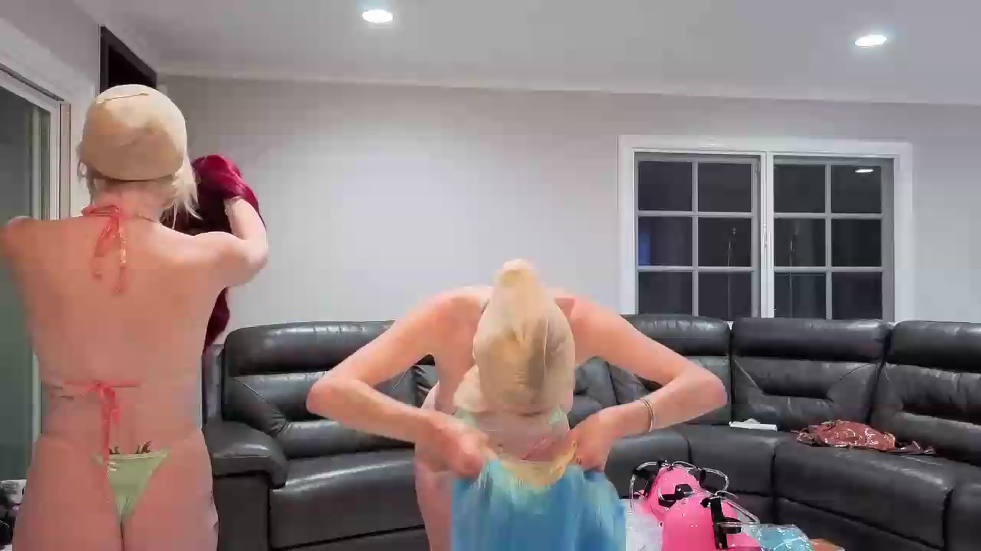 Gallery image thumbnail from Lunafayexo's myfreecams stream on, 07/21/2026, 09:36 image 1 of 20