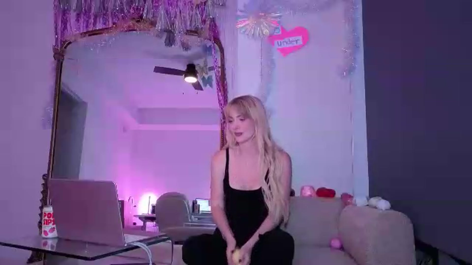 Gallery image thumbnail from Lunafayexo's myfreecams stream on, 07/28/2026, 04:14 image 7 of 20