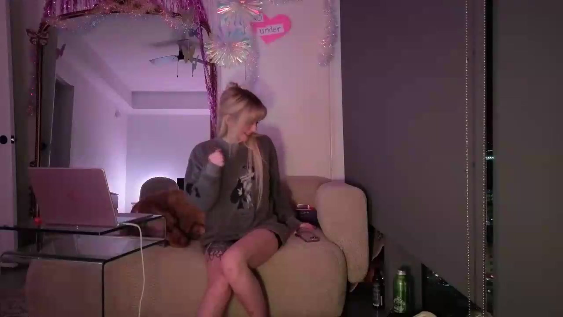 Gallery image thumbnail from Lunafayexo's myfreecams stream on, 08/15/2026, 04:58 image 7 of 20