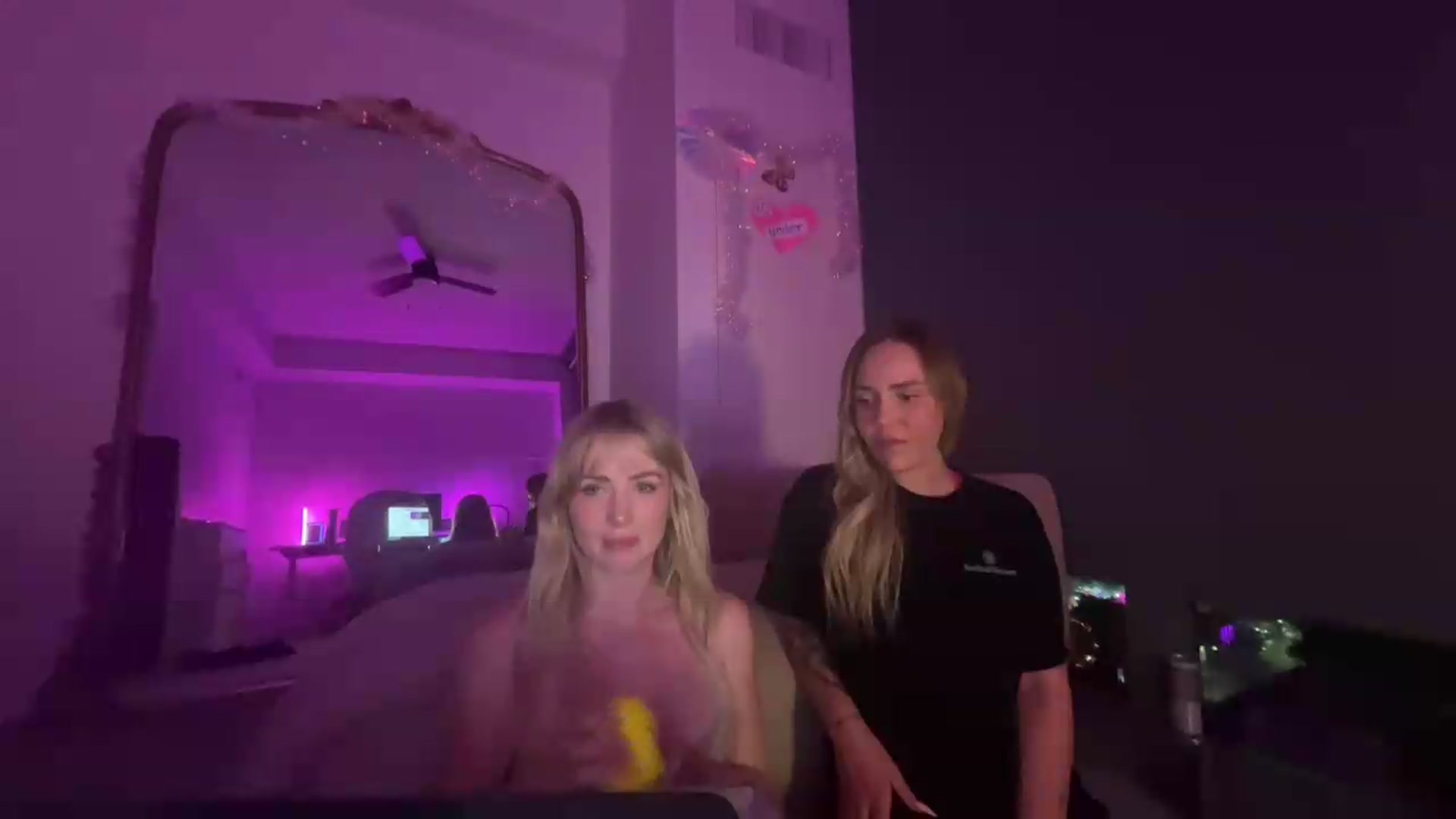 Gallery image thumbnail from Lunafayexo's myfreecams stream on, 08/22/2026, 05:46 image 4 of 20