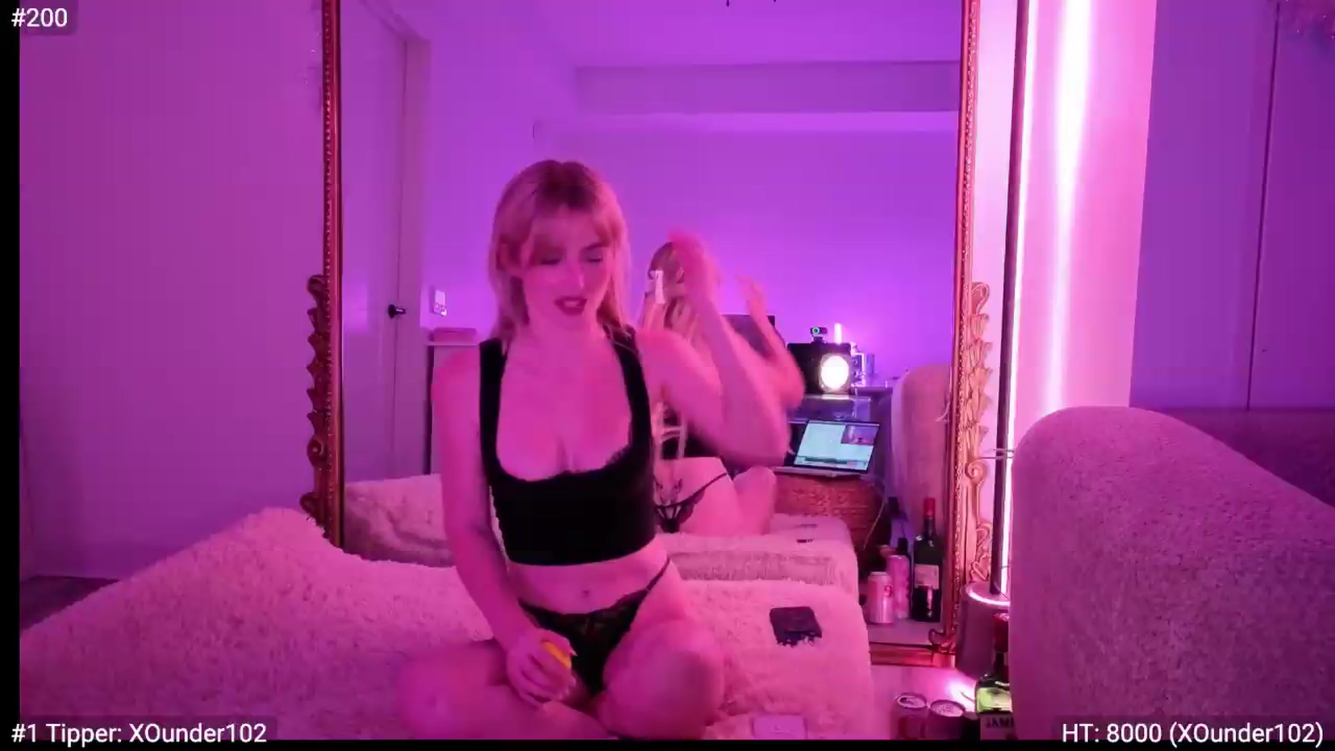 Gallery image thumbnail from Lunafayexo's myfreecams stream on, 08/27/2026, 06:20 image 4 of 20