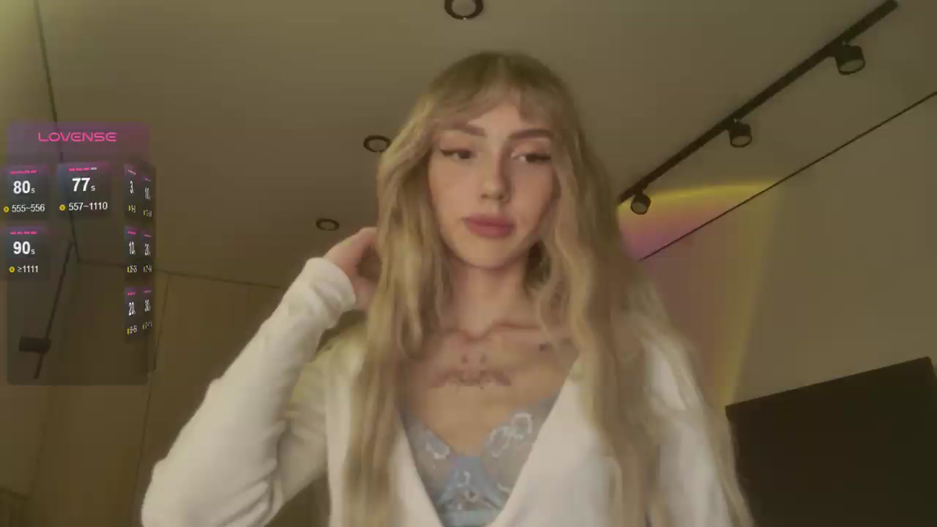 Gallery image thumbnail from Lunainnk's myfreecams stream on, 06/24/2026, 24:07 image 2 of 20