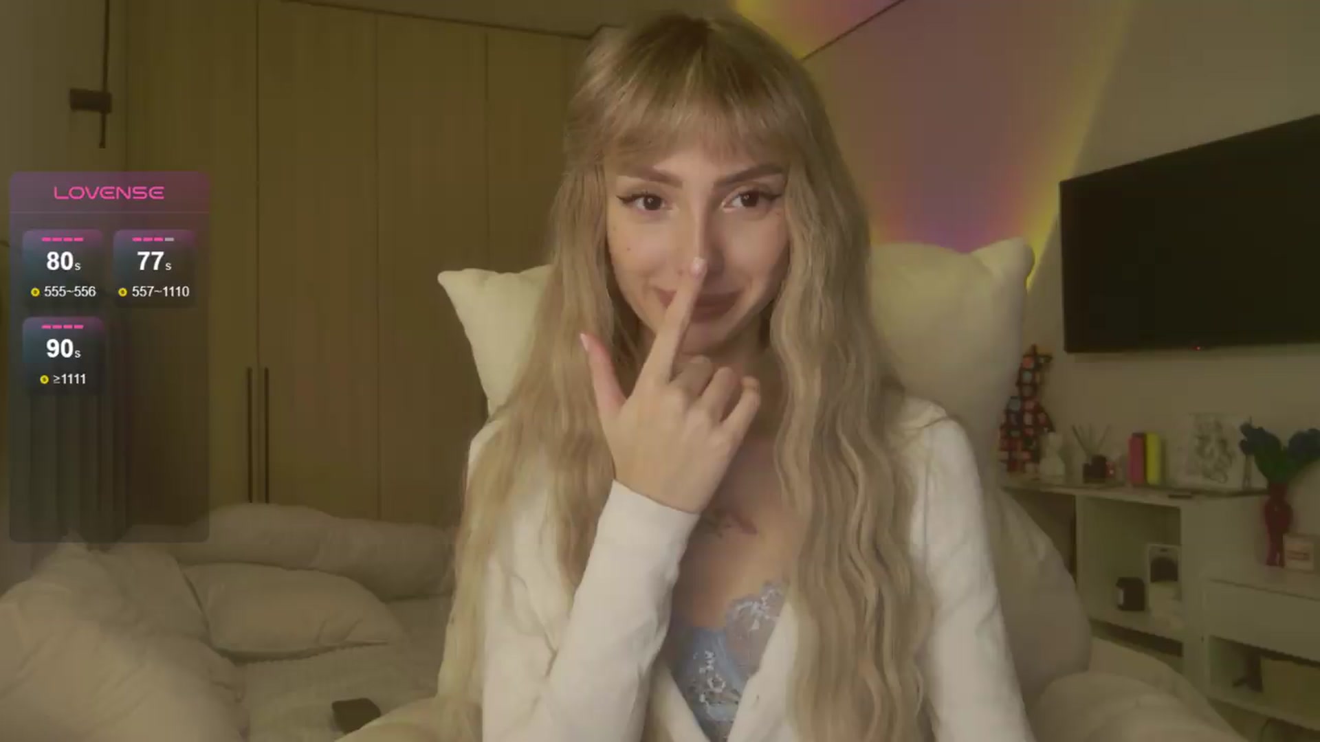 Gallery image thumbnail from Lunainnk's myfreecams stream on, 06/24/2026, 24:07 image 8 of 20