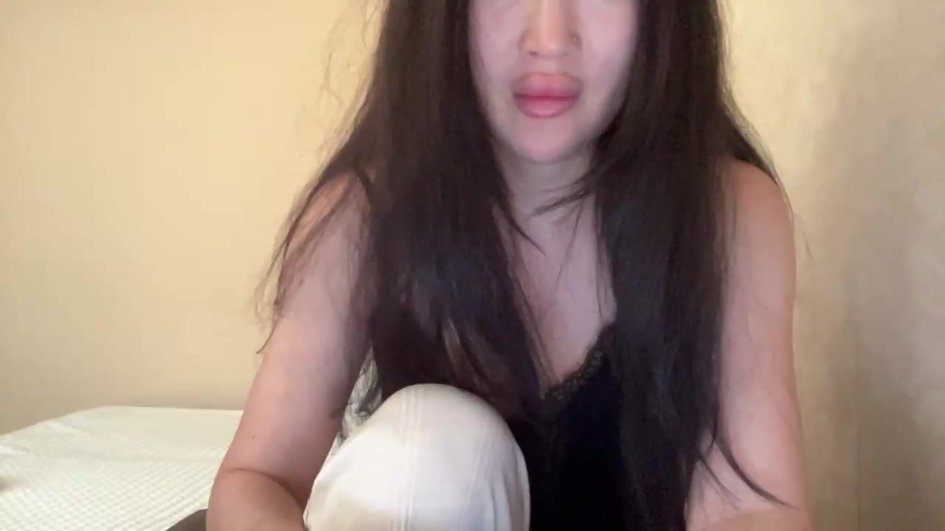 Gallery image thumbnail from Lunalapin's myfreecams stream on, 07/09/2026, 10:23 image 14 of 20