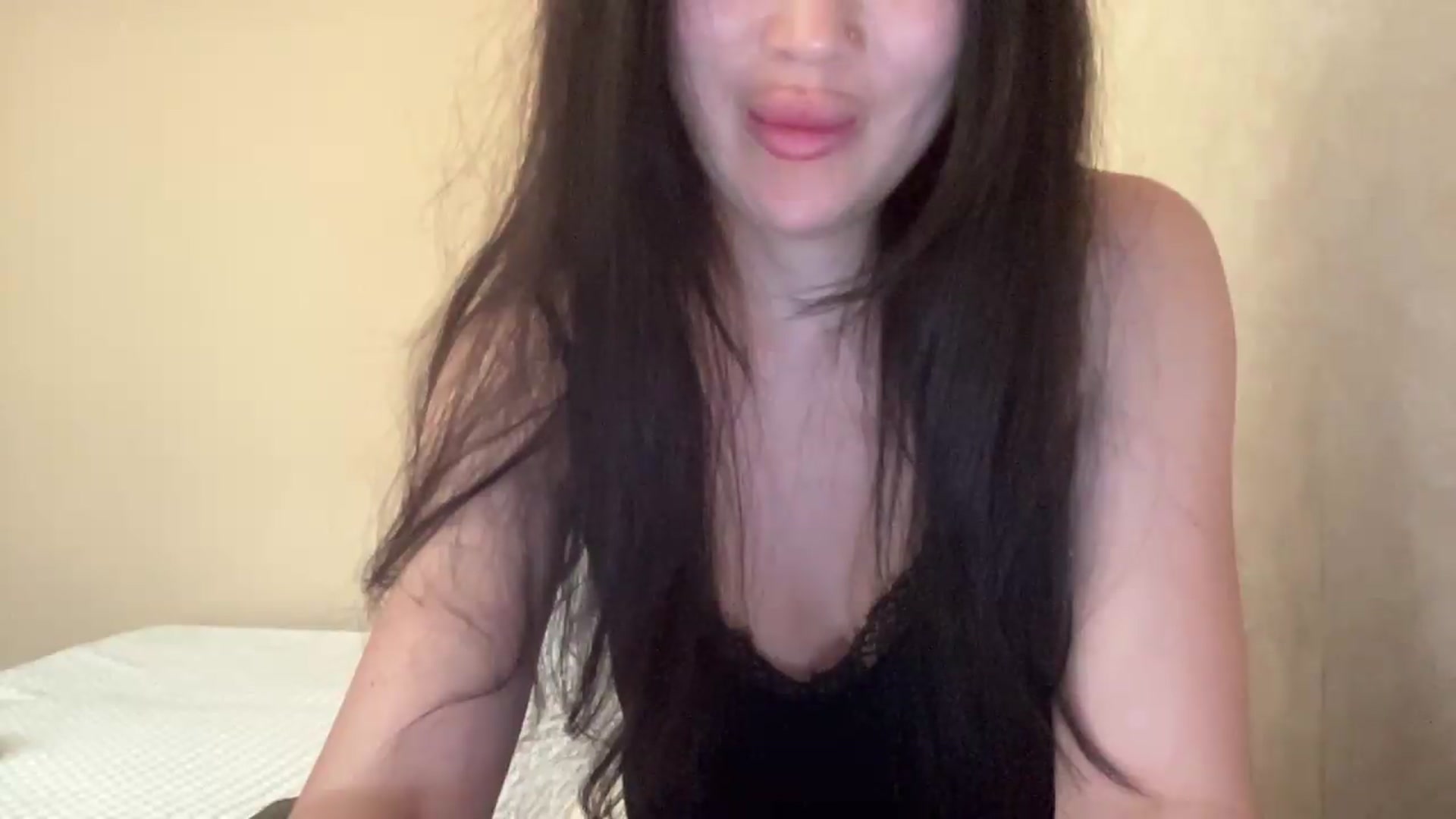 Gallery image thumbnail from Lunalapin's myfreecams stream on, 07/09/2026, 10:23 image 13 of 20