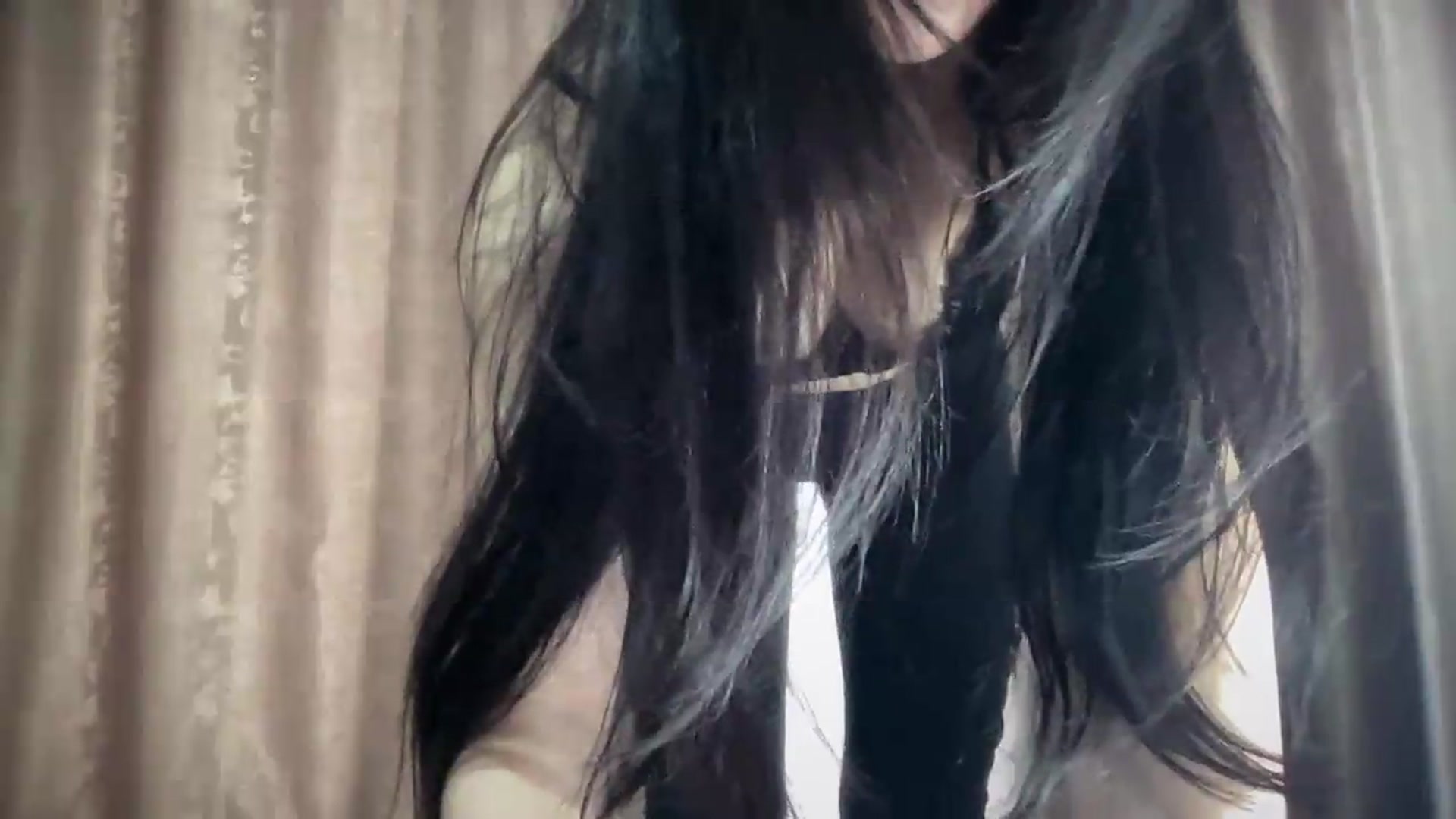 Gallery image thumbnail from Lunalapin's myfreecams stream on, 08/26/2026, 12:01 image 12 of 20