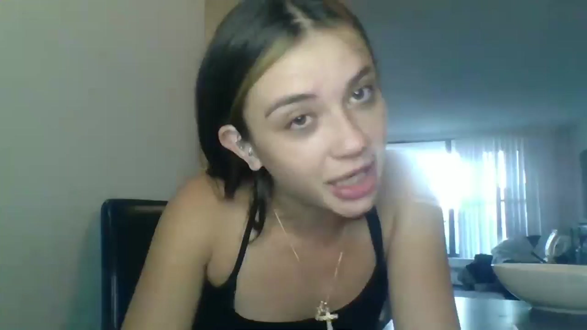 Gallery image thumbnail from Lunalux's myfreecams stream on, 07/16/2025, 03:24 image 1 of 20