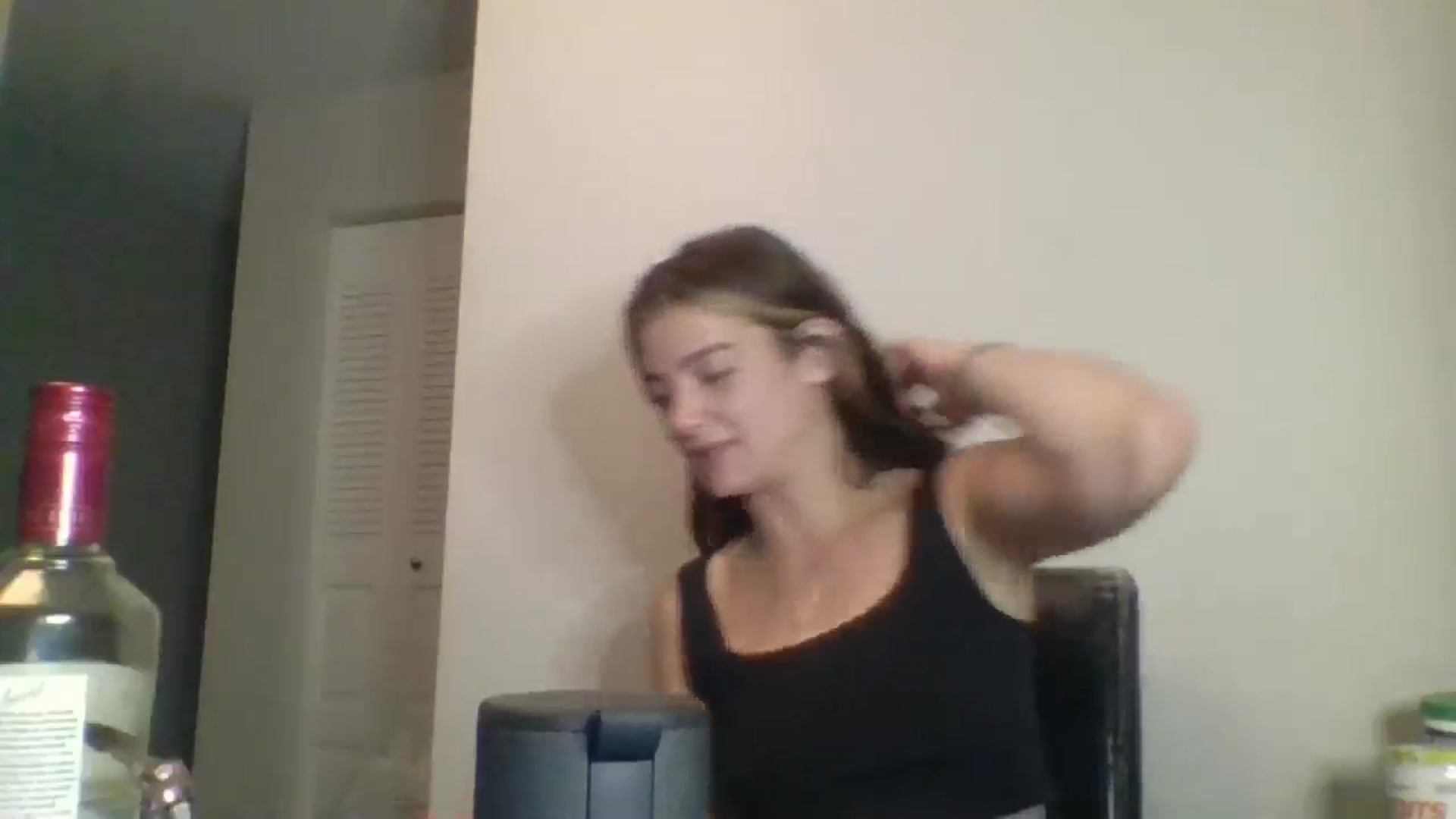Gallery image thumbnail from Lunalux's myfreecams stream on, 07/26/2025, 08:34 image 10 of 20