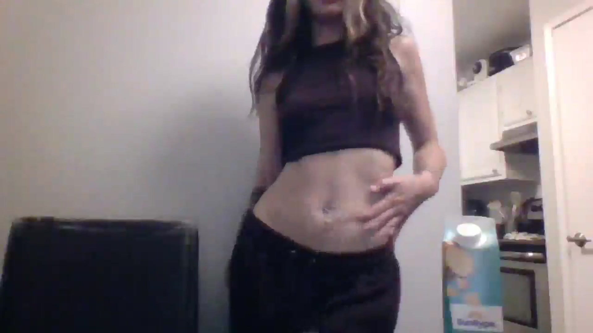 Gallery image thumbnail from Lunalux's myfreecams stream on, 08/04/2025, 07:43 image 7 of 20