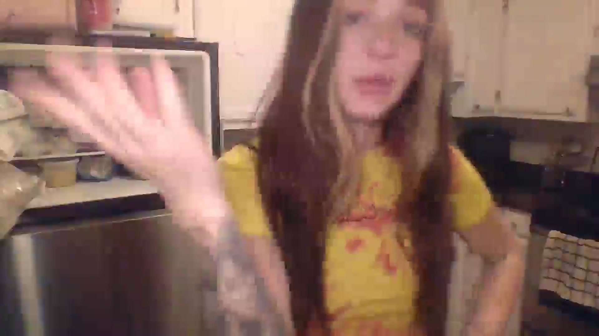 Gallery image thumbnail from Lunalux's myfreecams stream on, 10/10/2025, 03:17 image 12 of 20