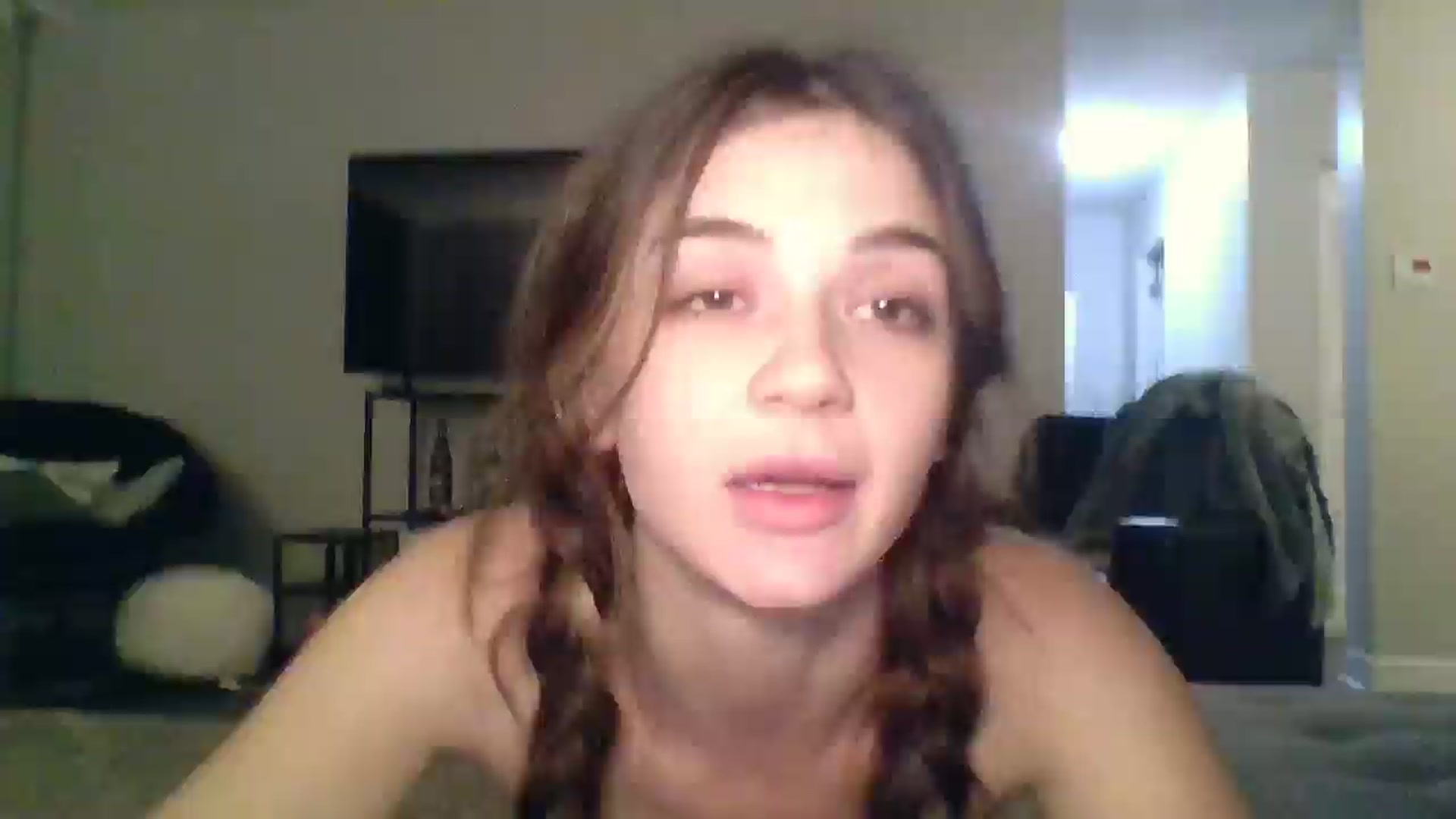 Gallery image thumbnail from Lunalux's myfreecams stream on, 10/23/2025, 07:57 image 3 of 20