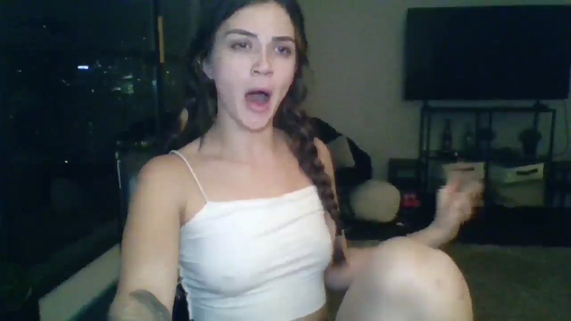 Gallery image thumbnail from Lunalux's myfreecams stream on, 10/23/2025, 07:57 image 12 of 20