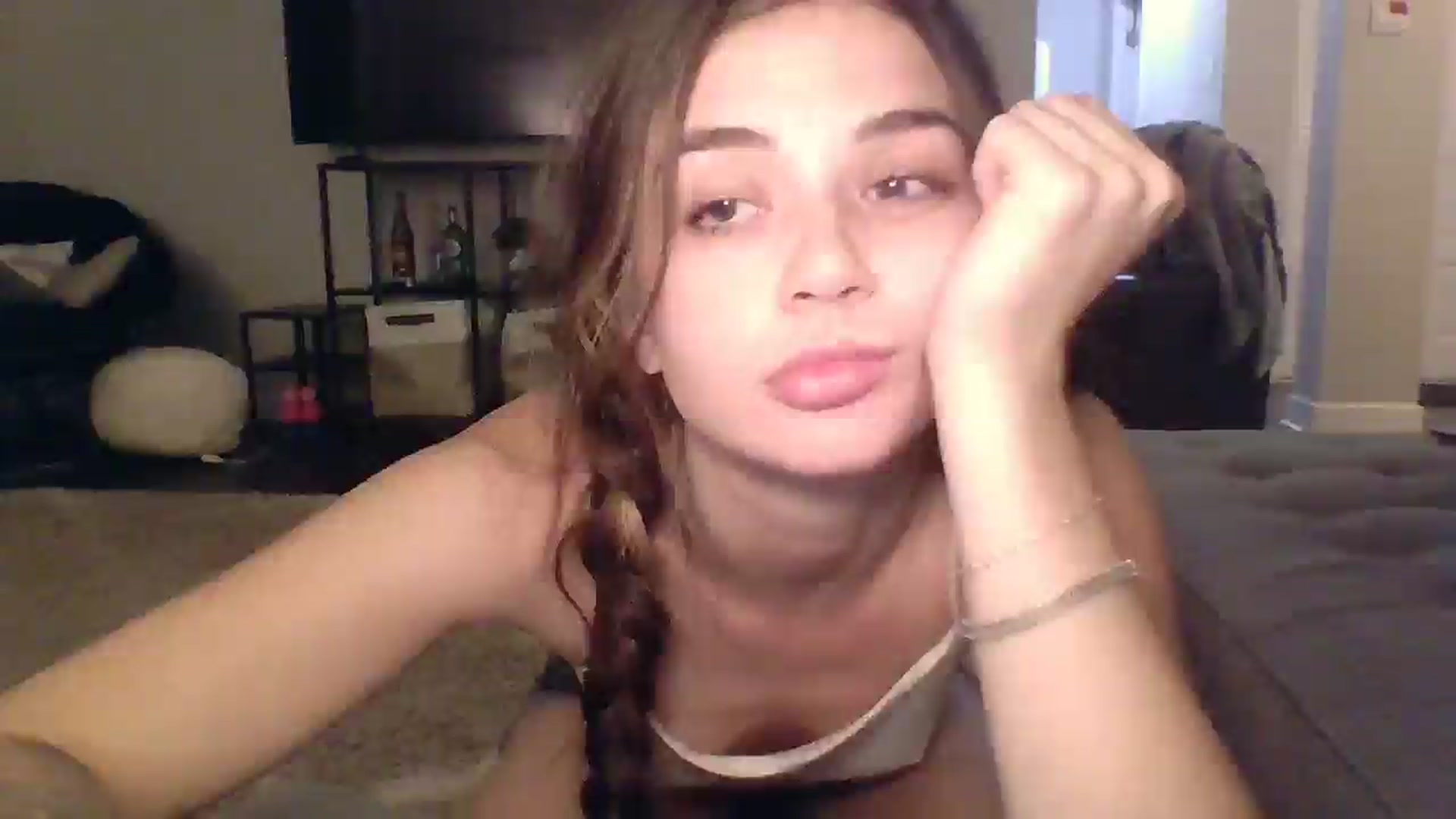 Gallery image thumbnail from Lunalux's myfreecams stream on, 10/23/2025, 07:57 image 2 of 20