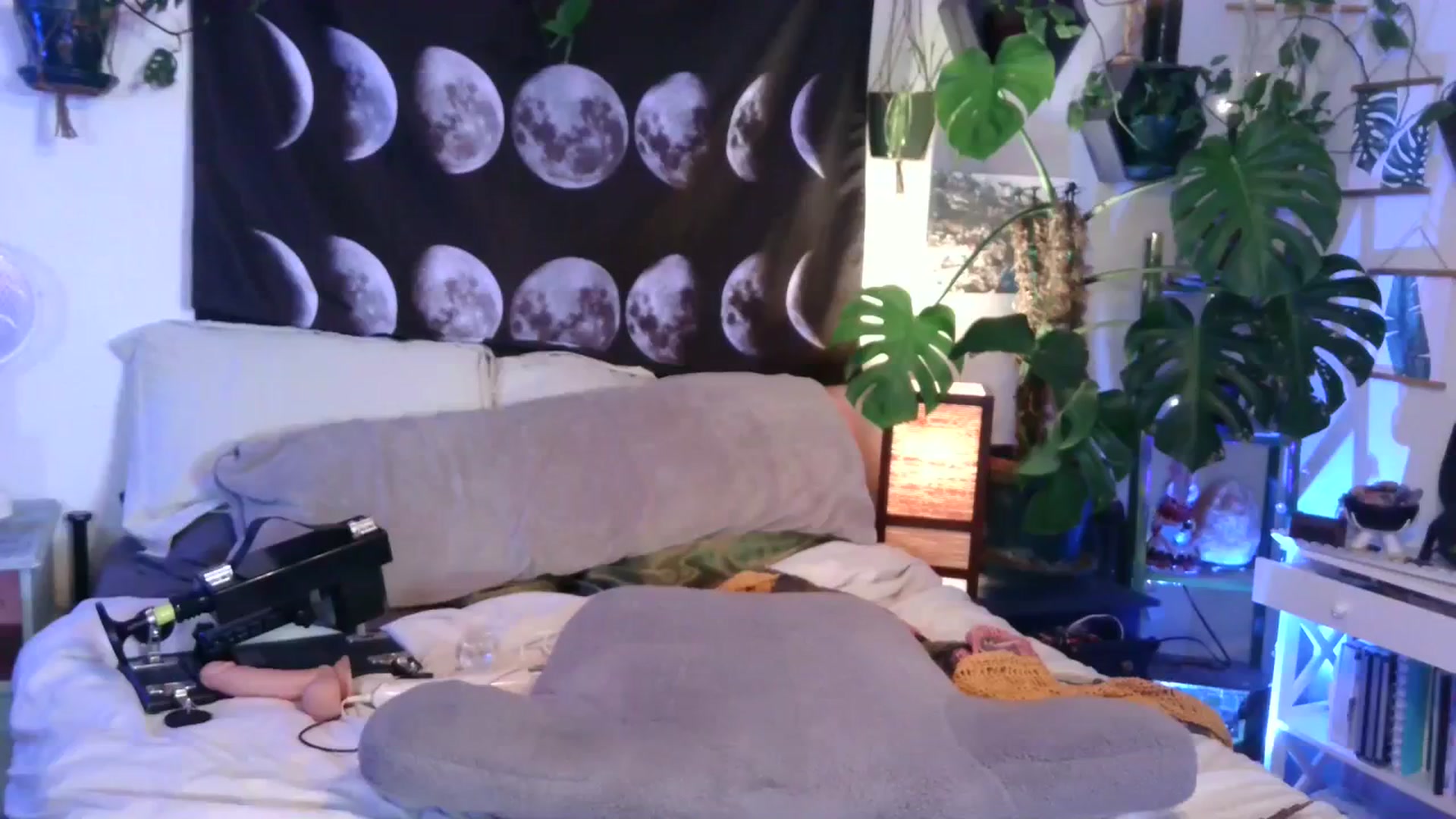 Gallery image thumbnail from LunarLexBday's myfreecams stream on, 09/16/2023, 10:54 image 14 of 20