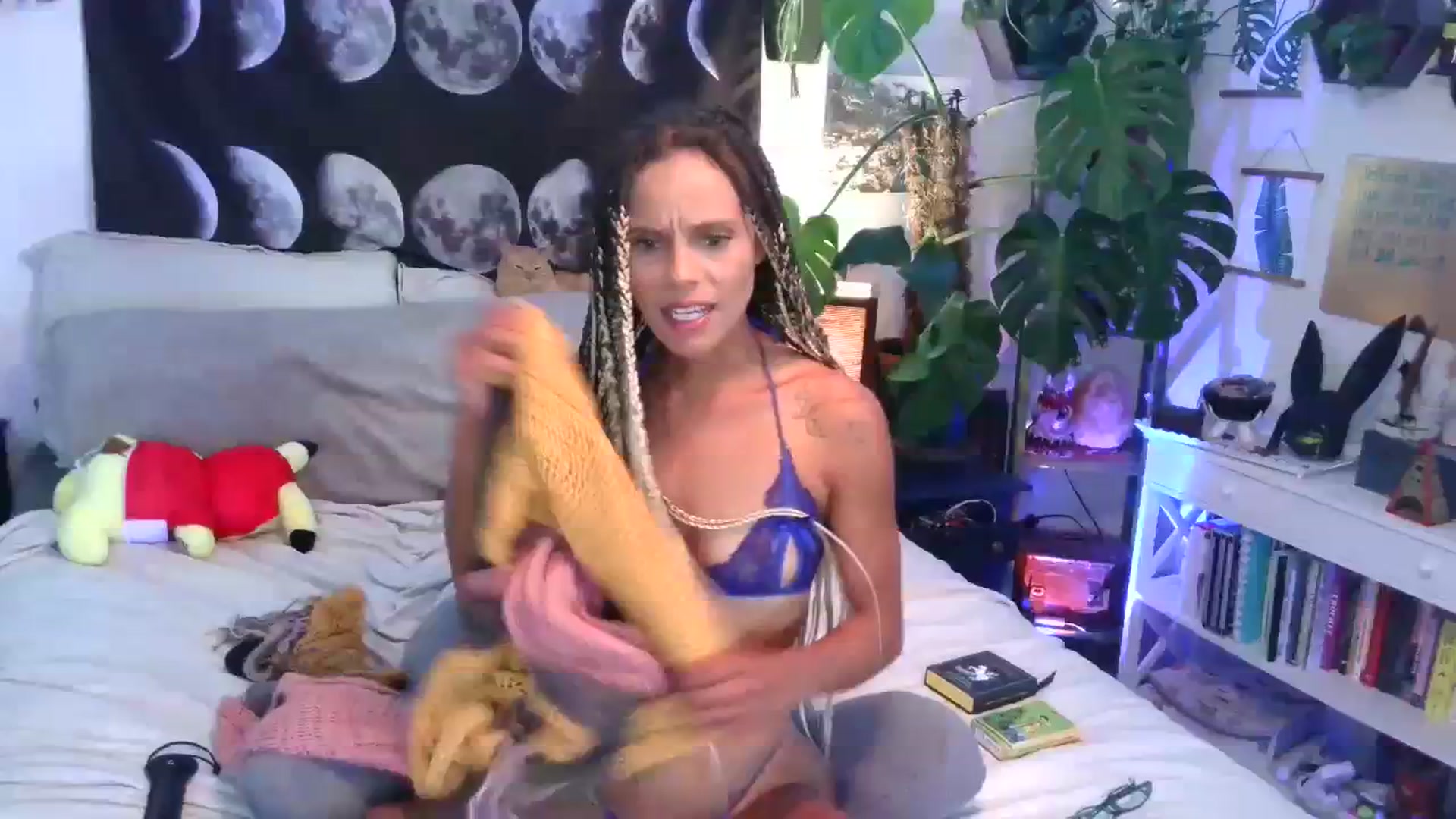 Gallery image thumbnail from LunarLexBday's myfreecams stream on, 09/17/2023, 10:23 image 5 of 20