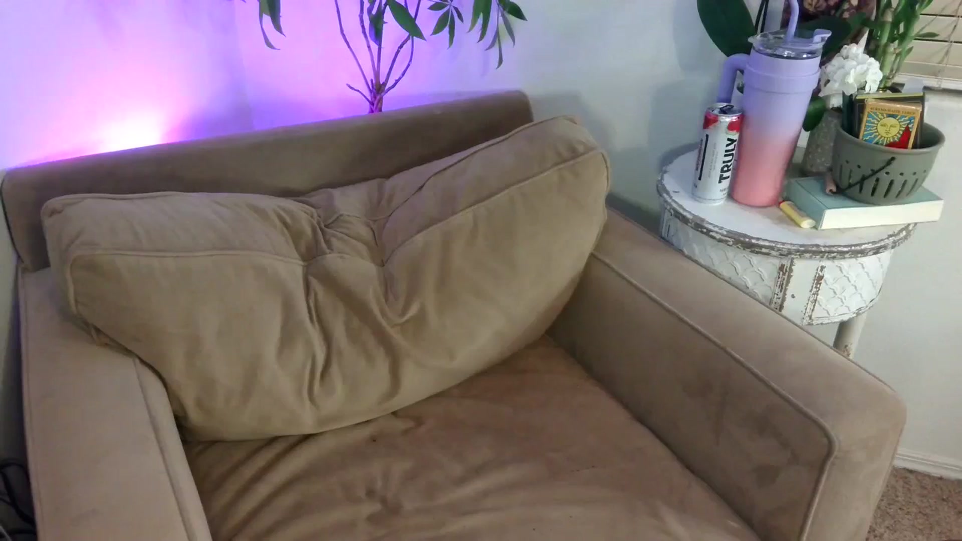 Gallery image thumbnail from LunarLexBday's myfreecams stream on, 09/24/2023, 13:19 image 5 of 20