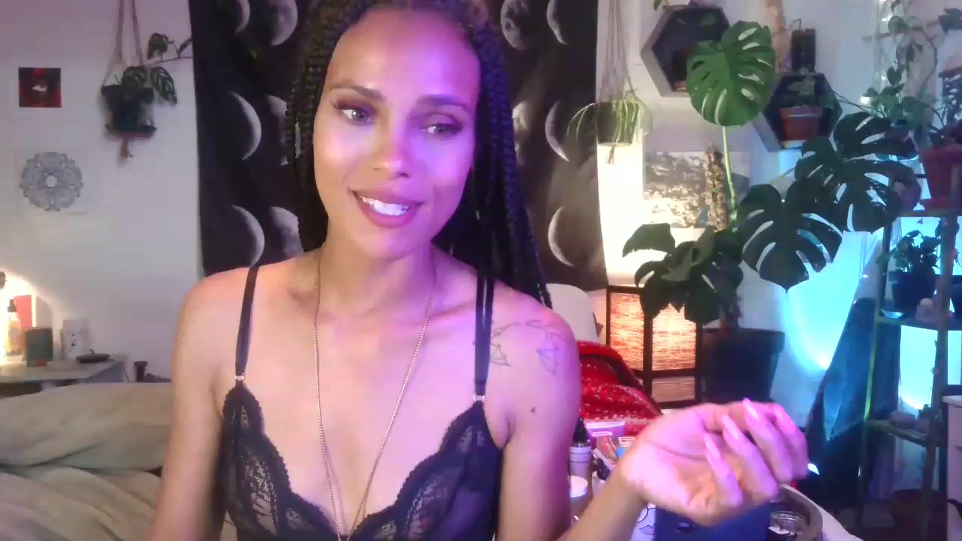 Gallery image thumbnail from LunarLexxx's myfreecams stream on, 04/24/2023, 08:10 image 9 of 20