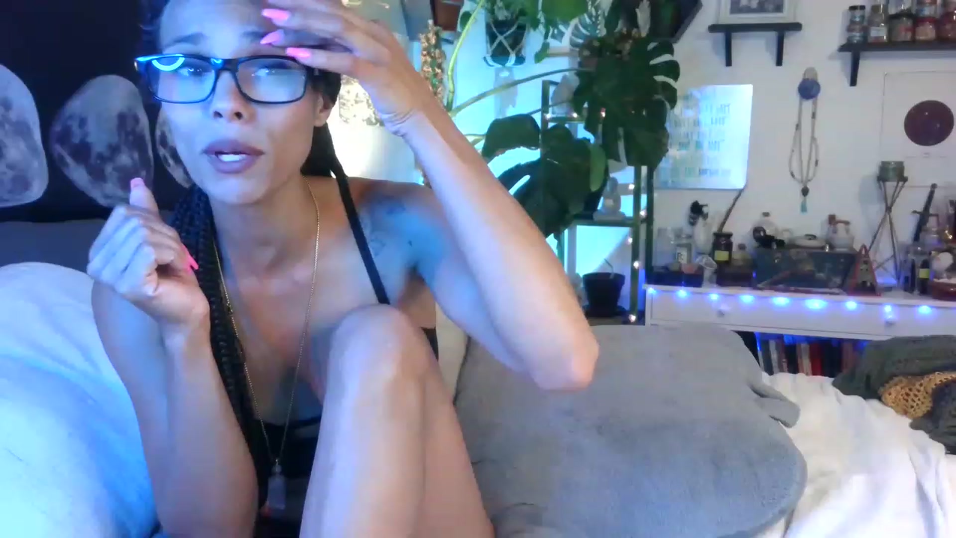 Gallery image thumbnail from LunarLexxx's myfreecams stream on, 04/28/2023, 08:12 image 20 of 20