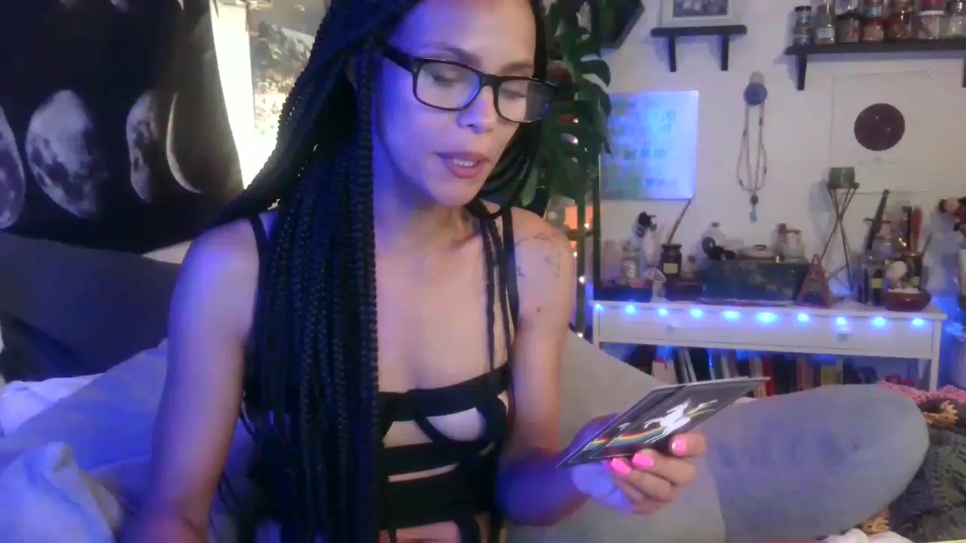 Gallery image thumbnail from LunarLexxx's myfreecams stream on, 04/30/2023, 08:39 image 12 of 20
