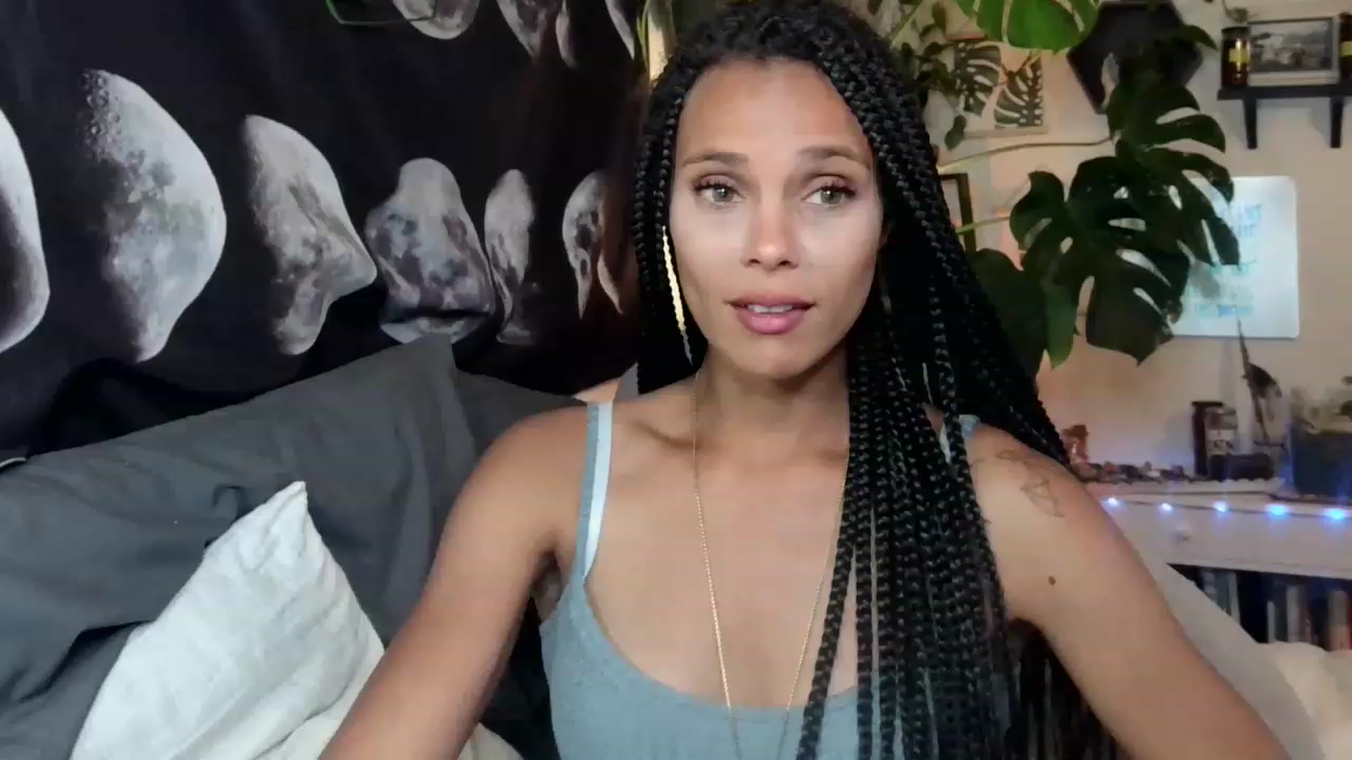 Gallery image thumbnail from LunarLexxx's myfreecams stream on, 05/14/2023, 10:18 image 1 of 20