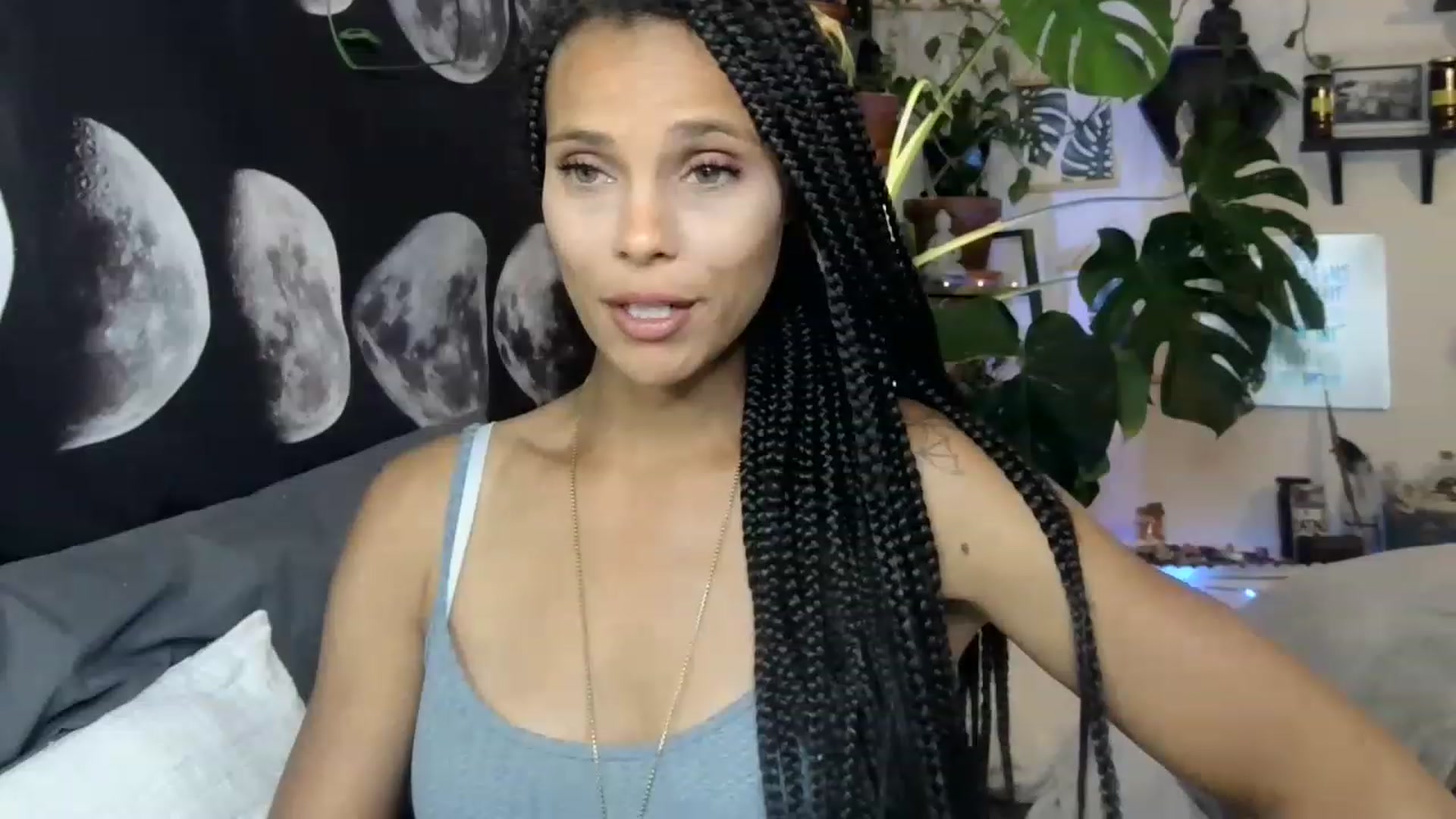 Gallery image thumbnail from LunarLexxx's myfreecams stream on, 05/14/2023, 10:18 image 5 of 20