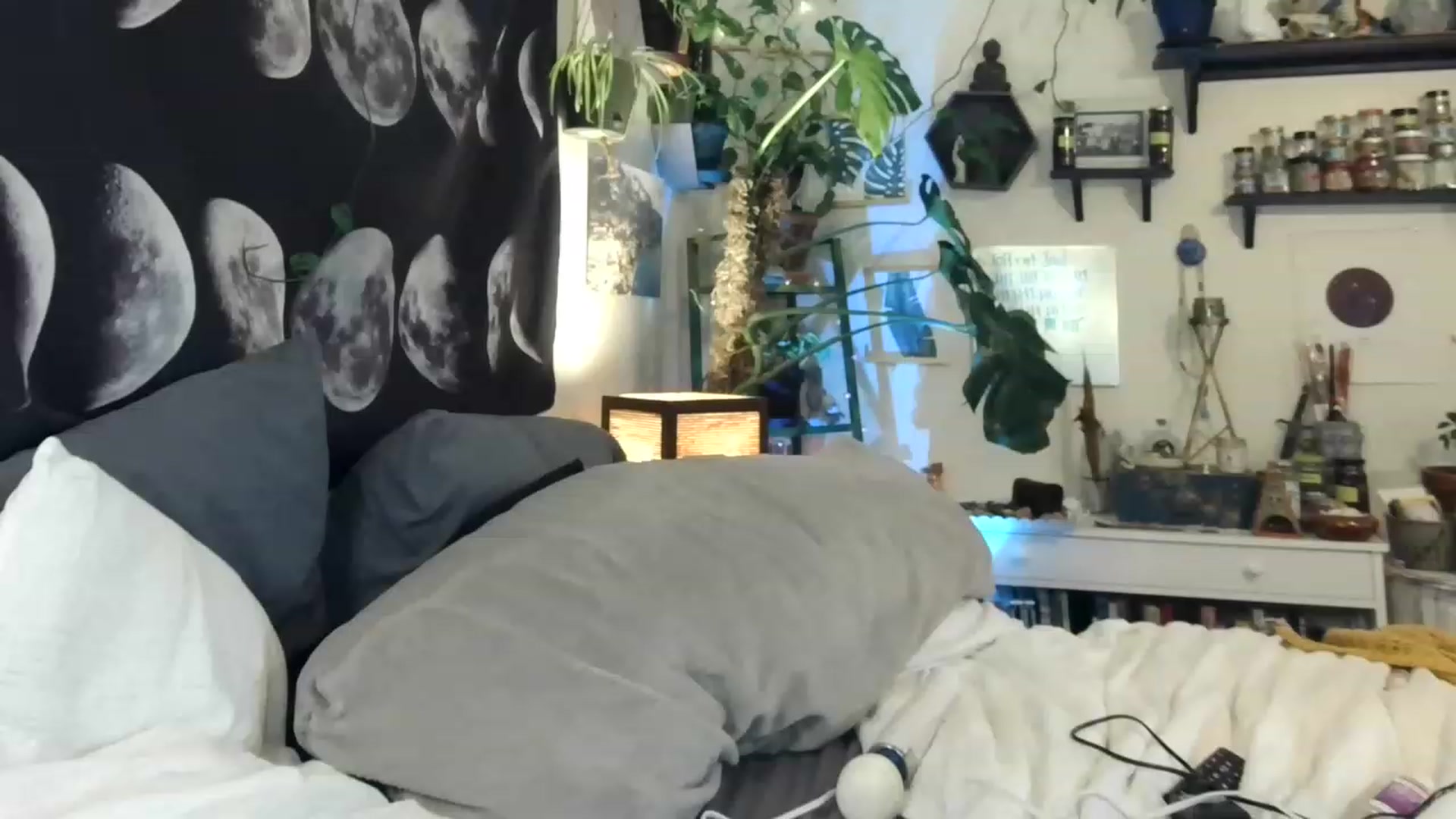 Gallery image thumbnail from LunarLexxx's myfreecams stream on, 06/03/2023, 11:56 image 3 of 20