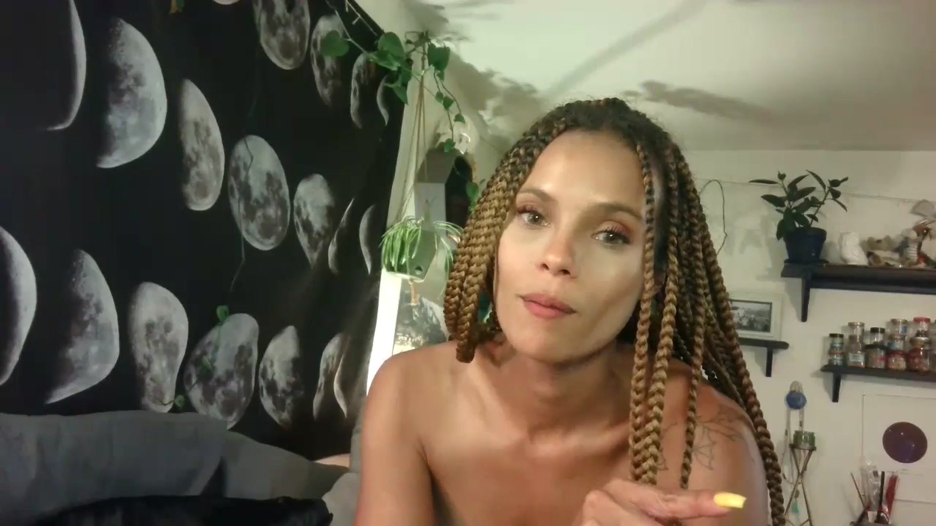 Gallery image thumbnail from LunarLexxx's myfreecams stream on, 06/24/2023, 09:42 image 15 of 20