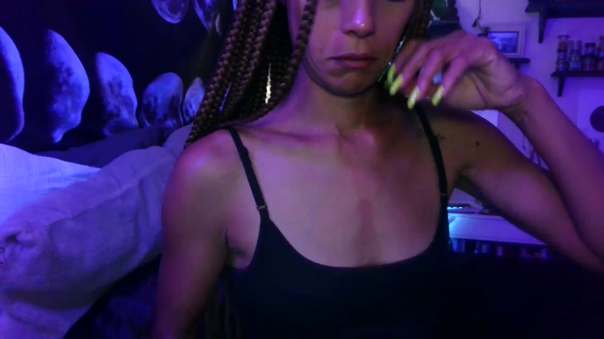 Gallery image thumbnail from LunarLexxx's myfreecams stream on, 06/28/2023, 08:27 image 20 of 20