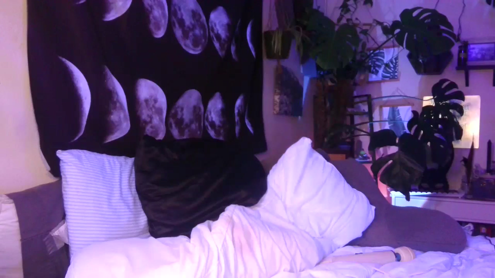 Gallery image thumbnail from LunarLexxx's myfreecams stream on, 07/08/2023, 11:27 image 7 of 20