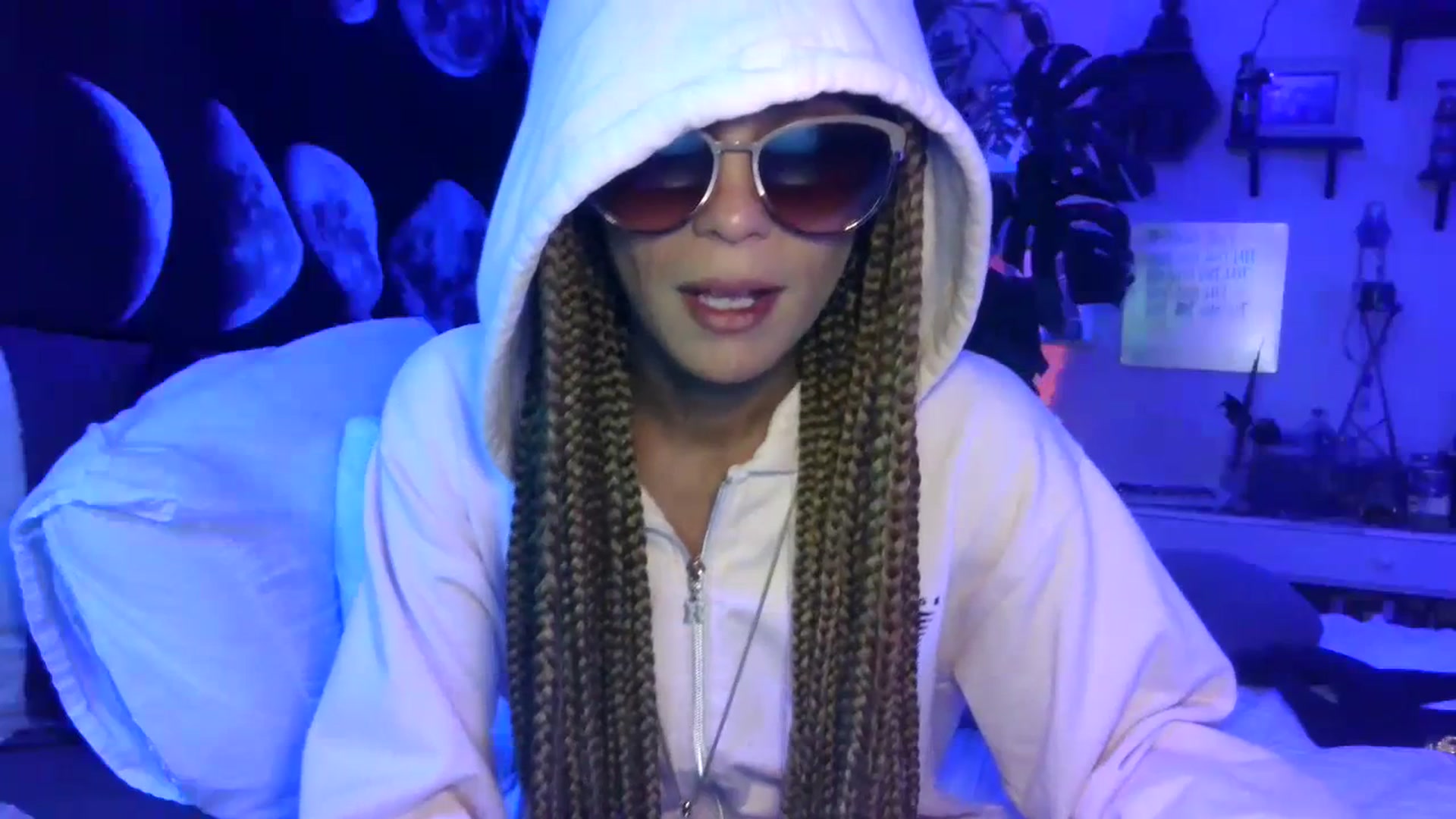 Gallery image thumbnail from LunarLexxx's myfreecams stream on, 07/11/2023, 10:46 image 13 of 20