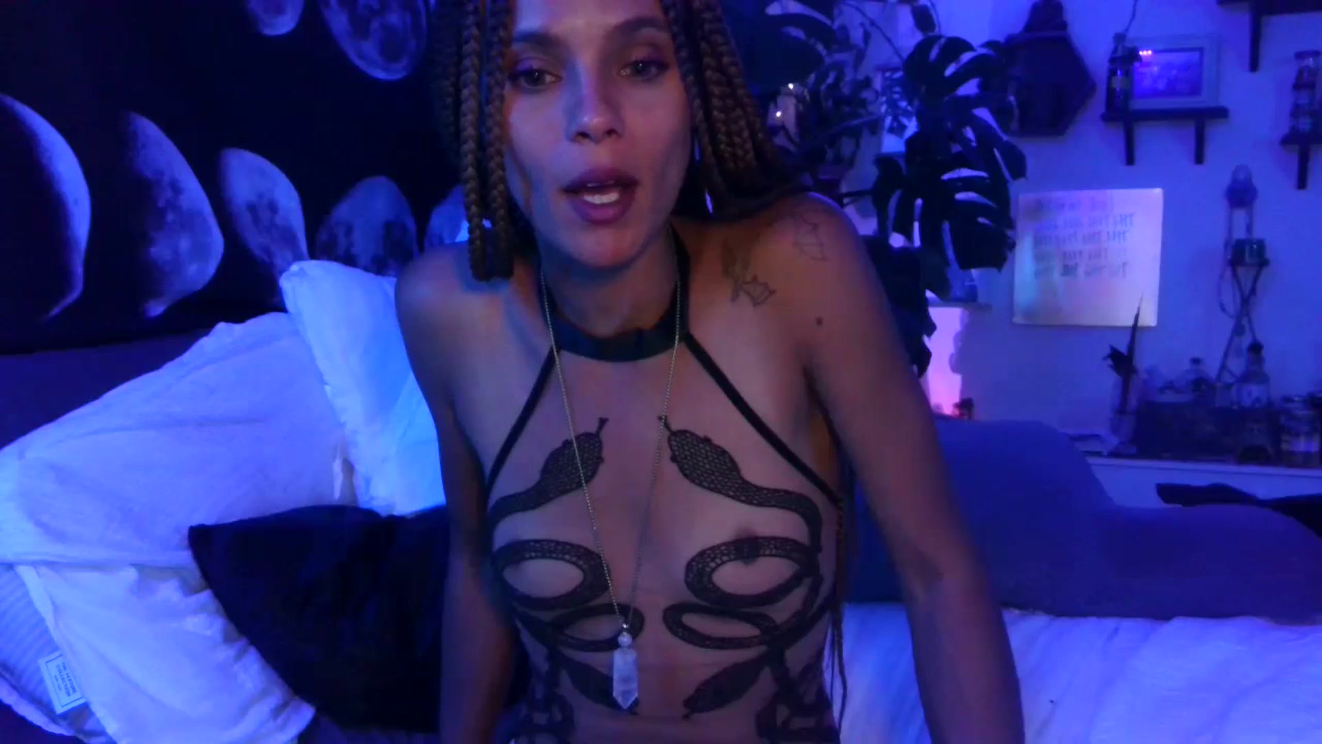 Gallery image thumbnail from LunarLexxx's myfreecams stream on, 07/12/2023, 12:18 image 4 of 20