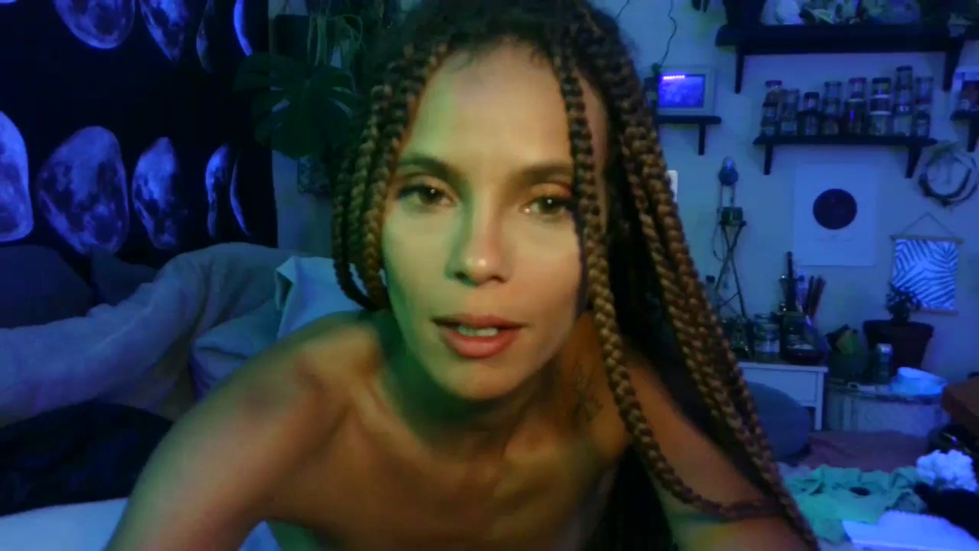 Gallery image thumbnail from LunarLexxx's myfreecams stream on, 07/21/2023, 11:57 image 15 of 20