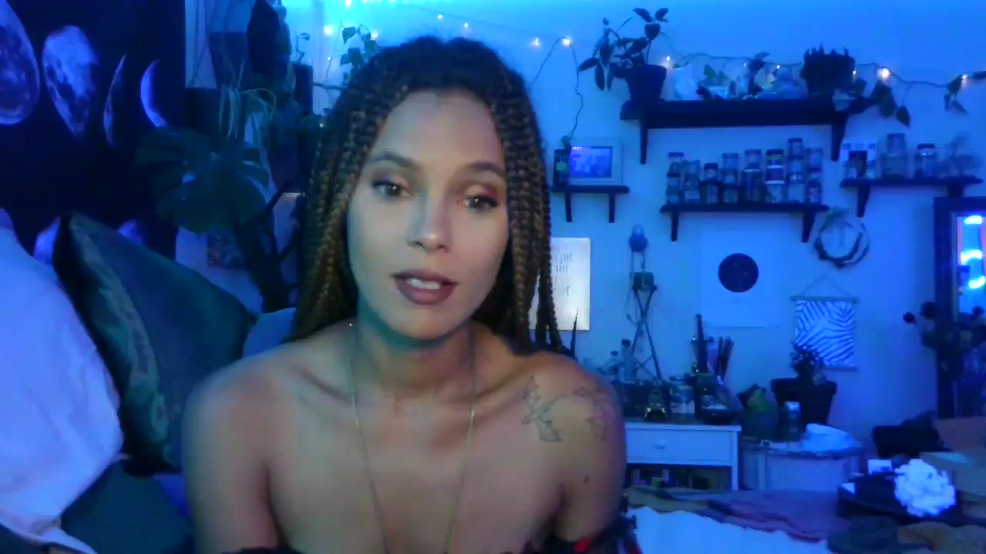Gallery image thumbnail from LunarLexxx's myfreecams stream on, 07/22/2023, 08:32 image 5 of 20